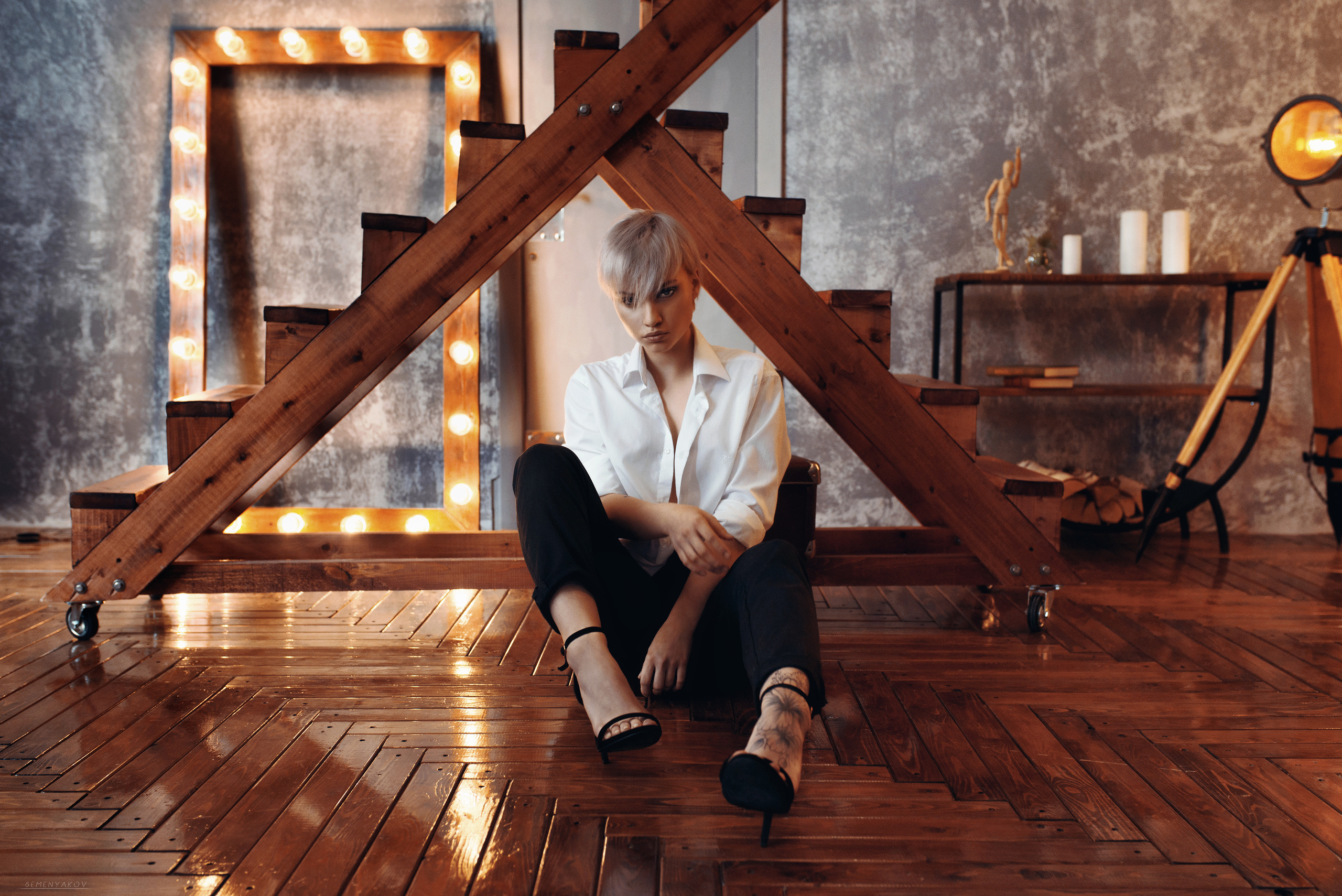 INDOORS. Semenyakov — фотограф Красноярск