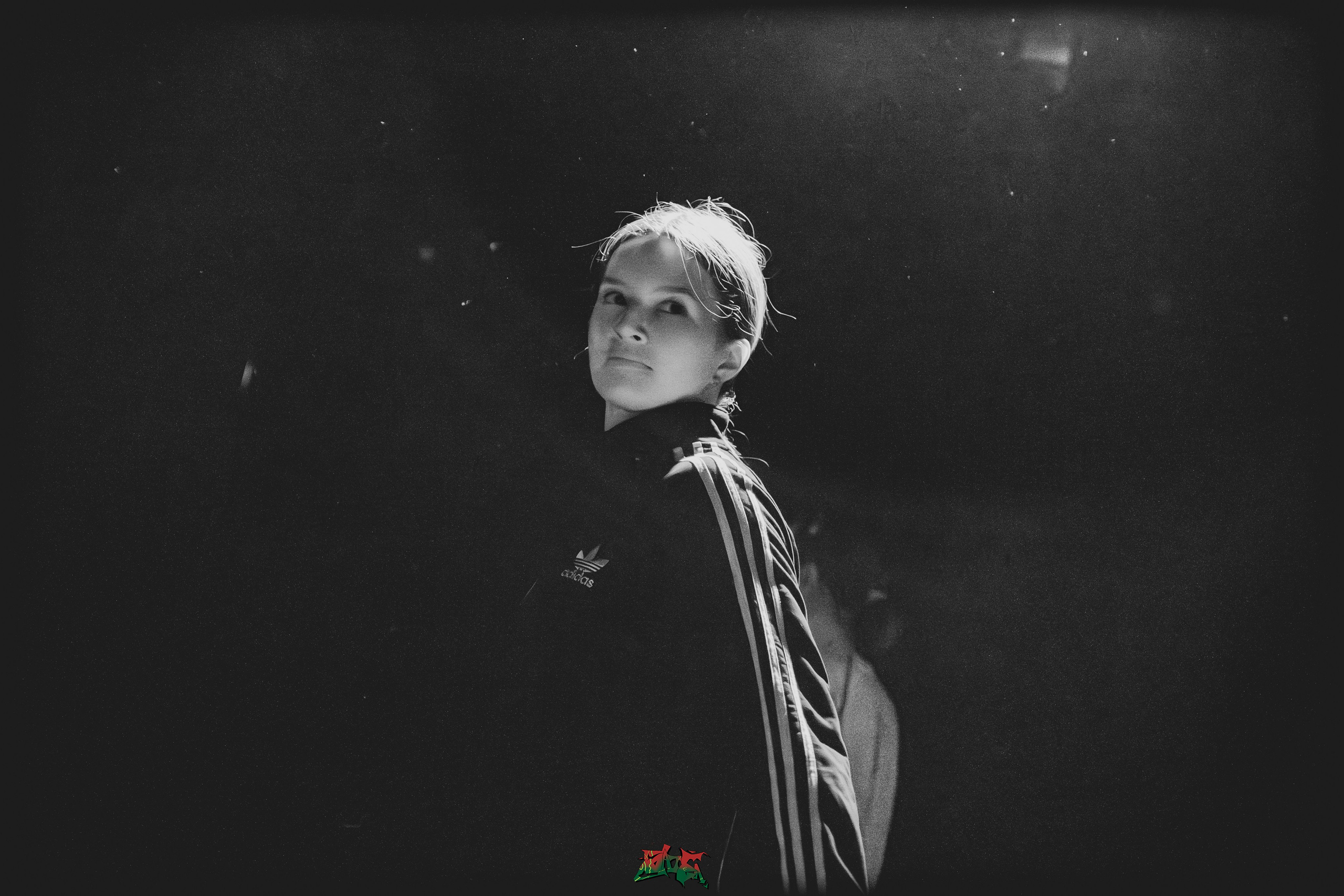 БАТЕЛ 07/03 (@youlovebu). Соня бу тебя сфоткала