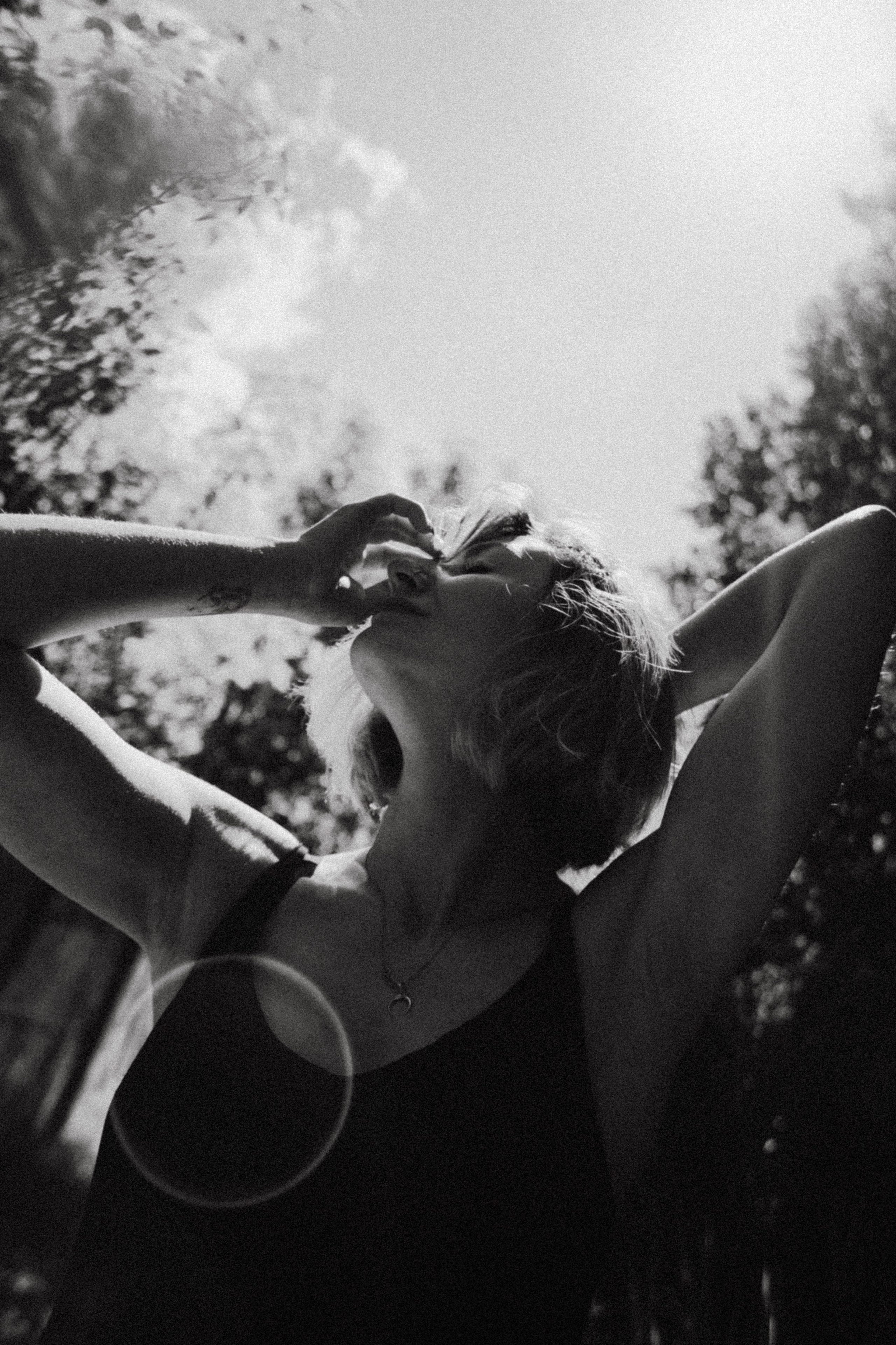 Кристи берег реки. Фотограф в Нижнем Новгороде