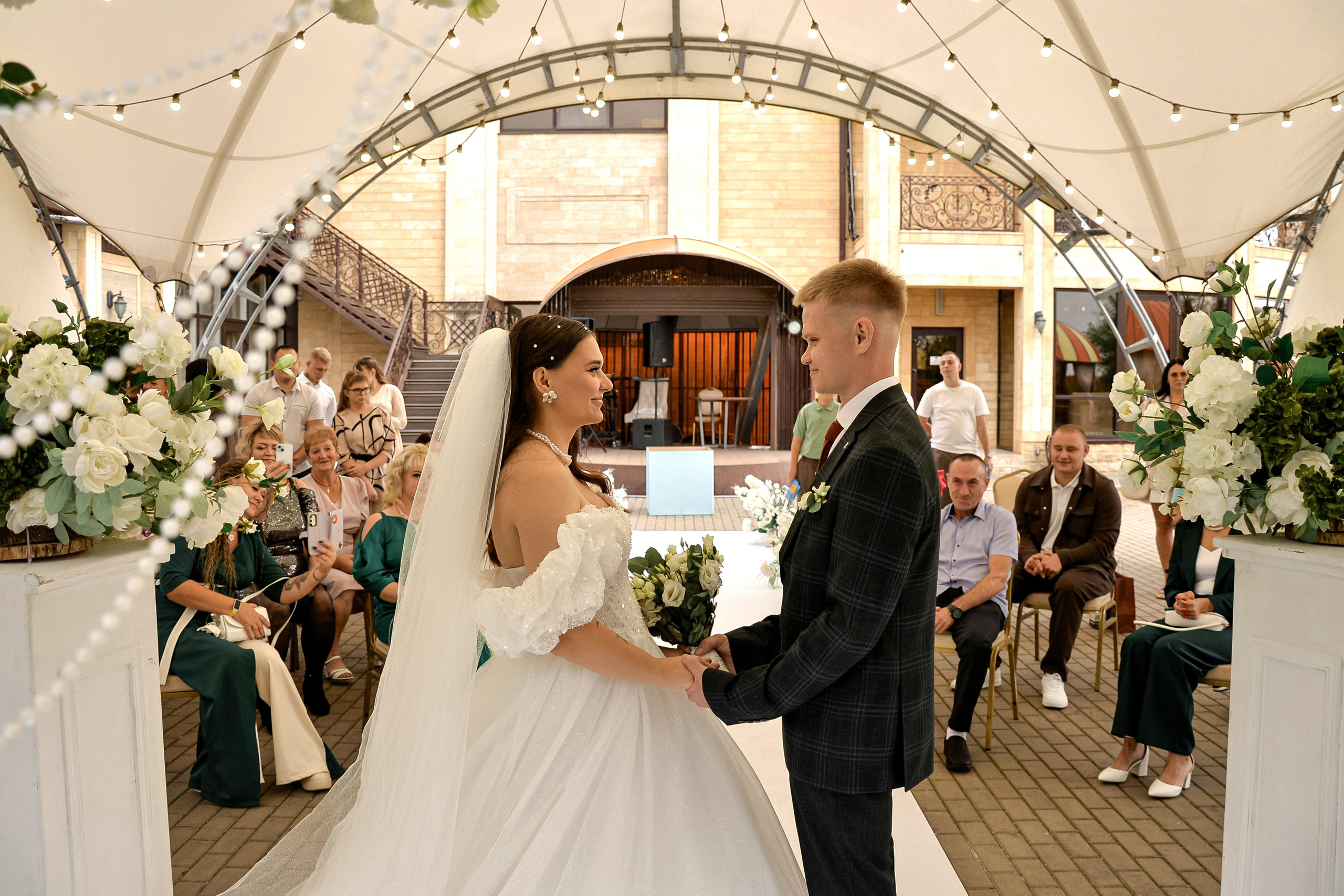 Карина и Саша. 5.09.25. Семейный и свадебный фотограф Галина Абакумова, фотосессии в Белгороде