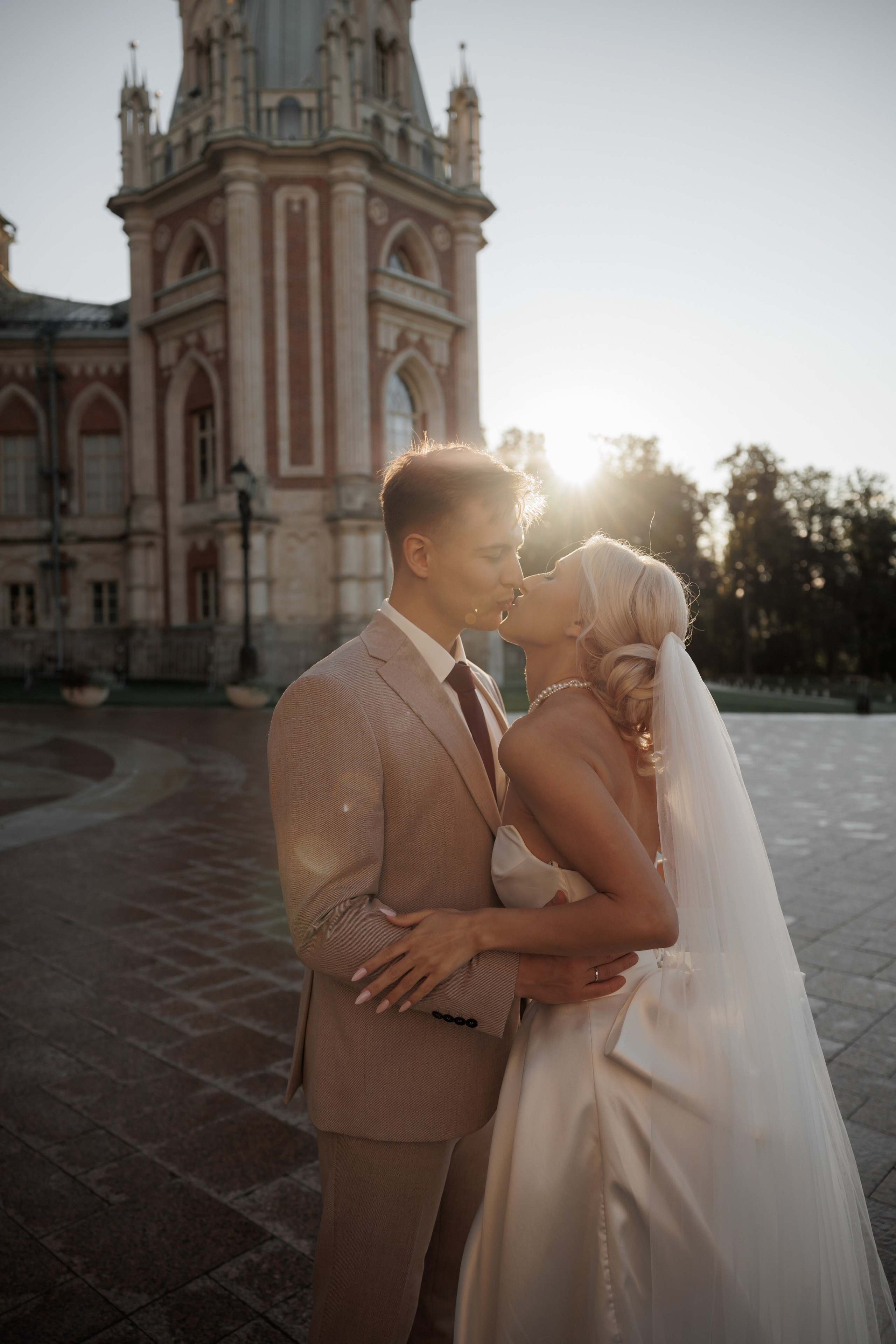 Отель «Милан», Шипиловский ЗАГС, прогулка в парке Царицыно. Свадебный и репортажный фотограф (Москва, Королев и другие)