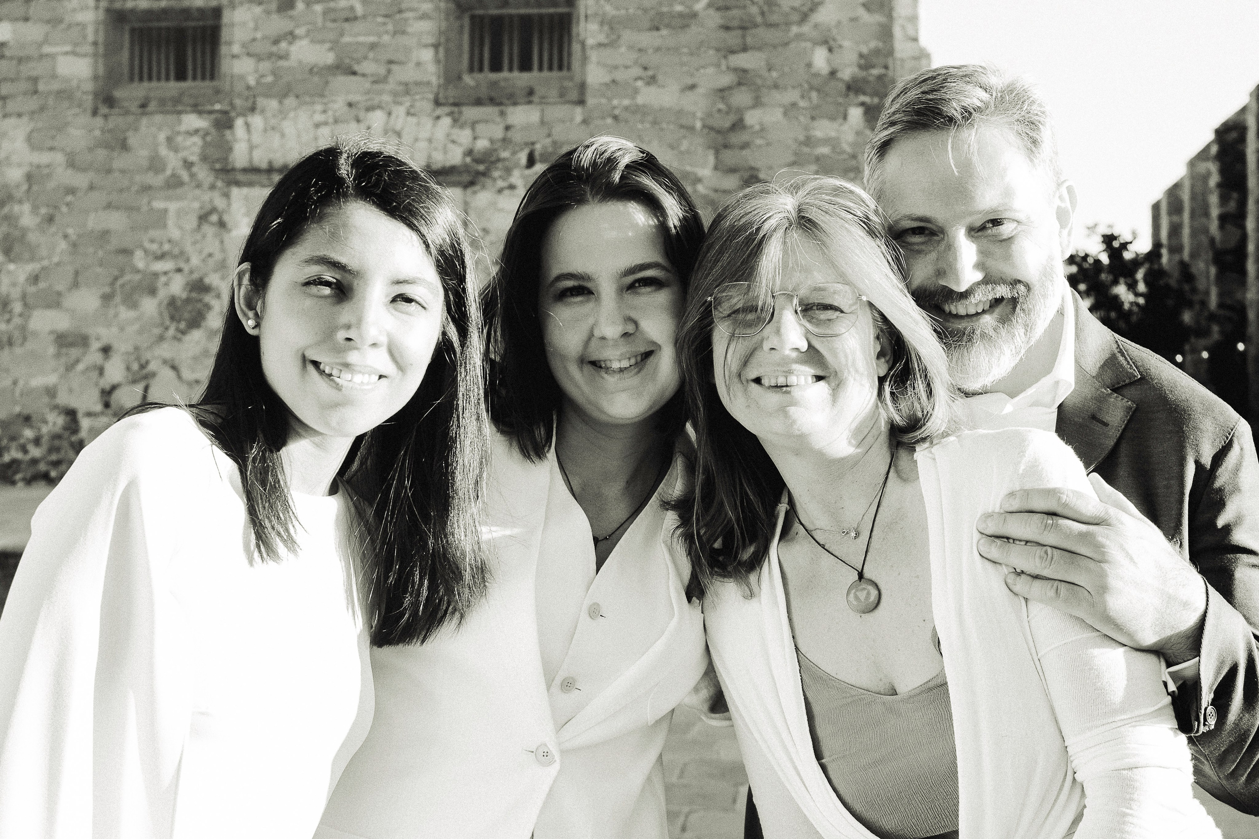 Weddings & Engagement Sessions. Margarita Rodionova — a contemporary lens-based artist currently working in Cancun, Mexico