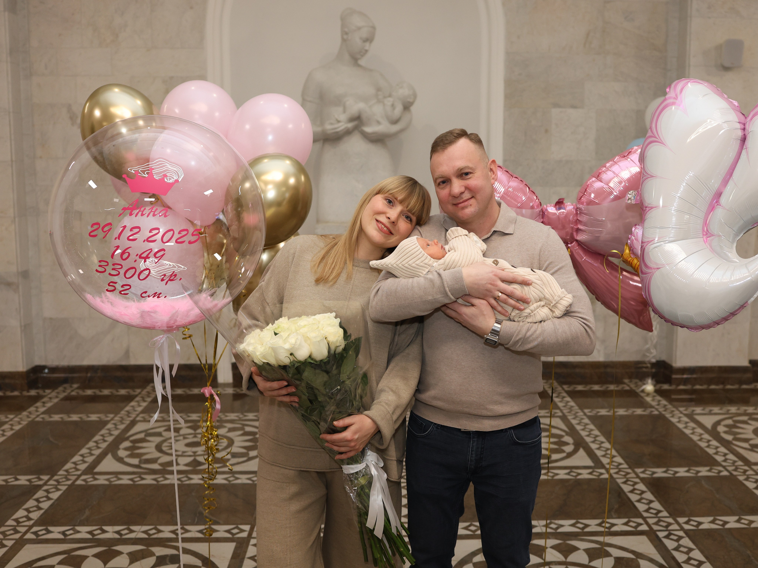 Выписка из роддома. Фотограф на крещение Москва