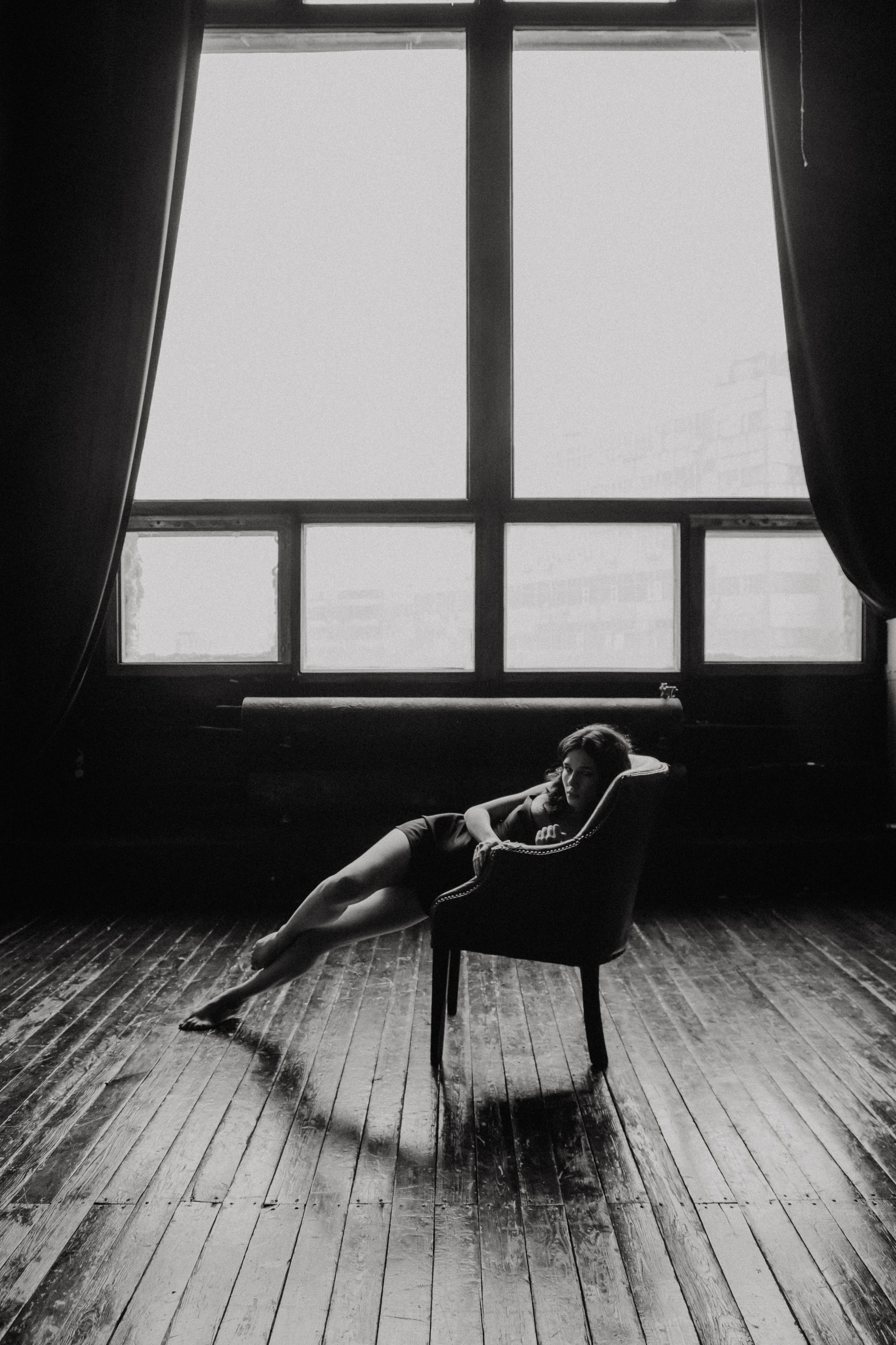 обнаженная девушка