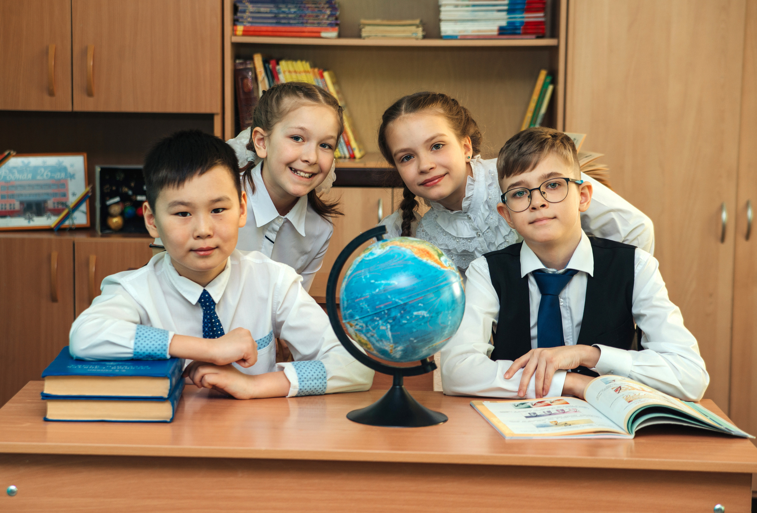 4А школа 2022. Семейный фотограф Островская Альбина г. Мирный Саха (Якутия)