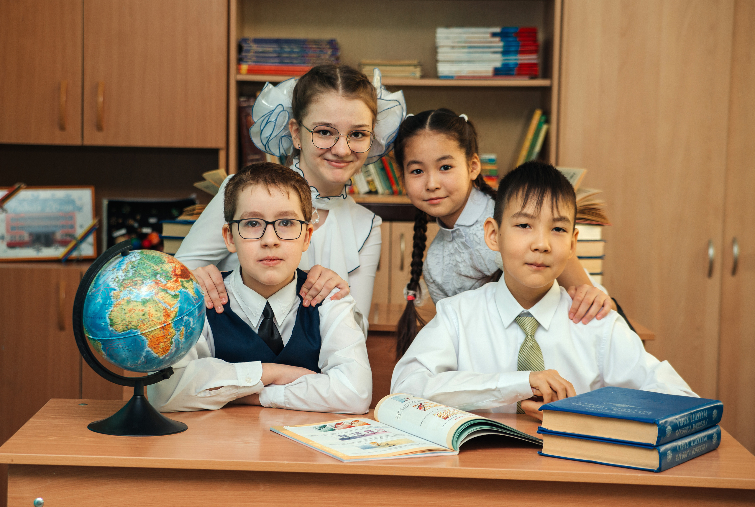 4А школа 2022. Семейный фотограф Островская Альбина г. Мирный Саха (Якутия)