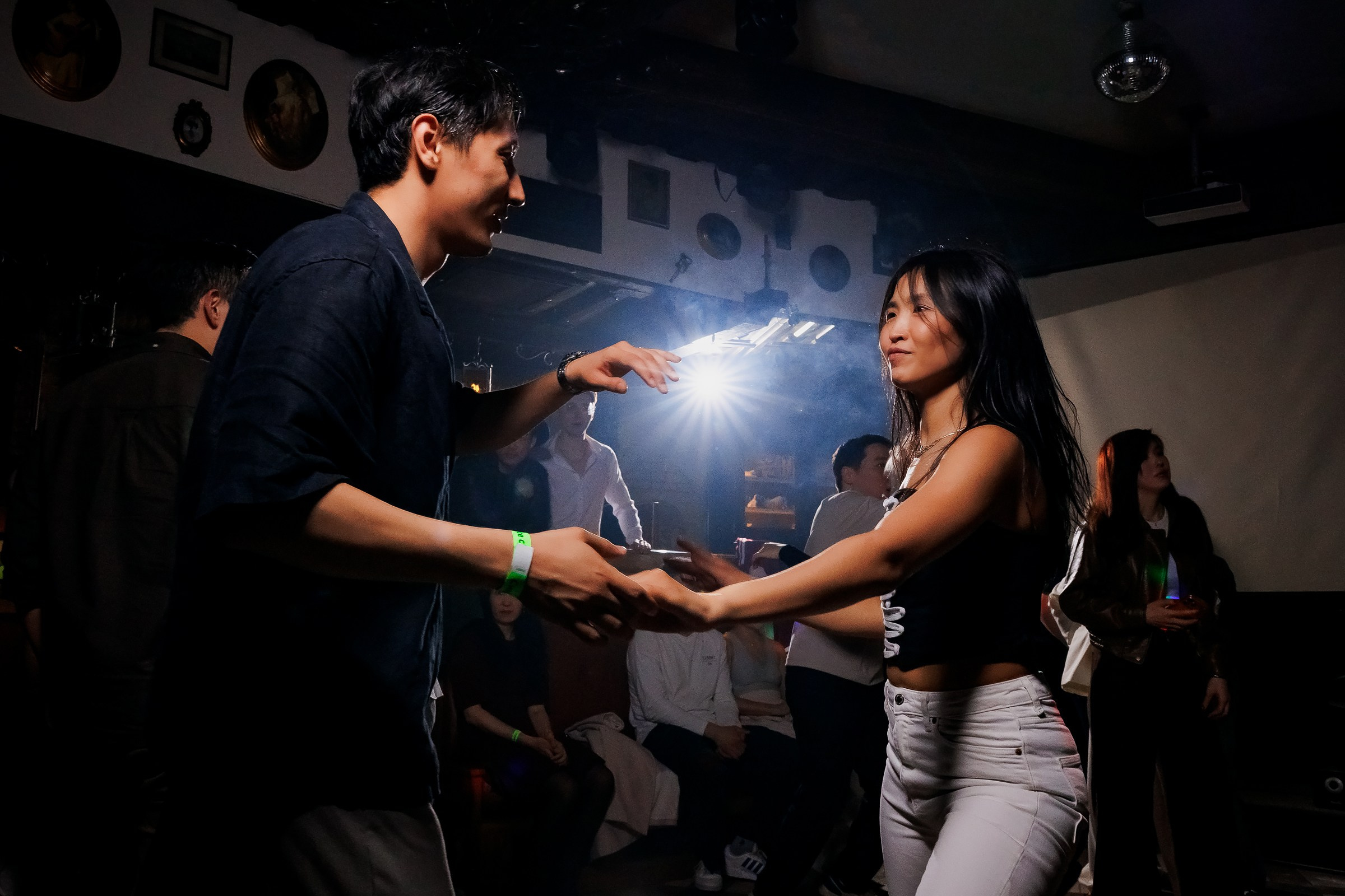 Bachata party-Tirol. Репортажный фотограф в Алматы Каюпов Сержан