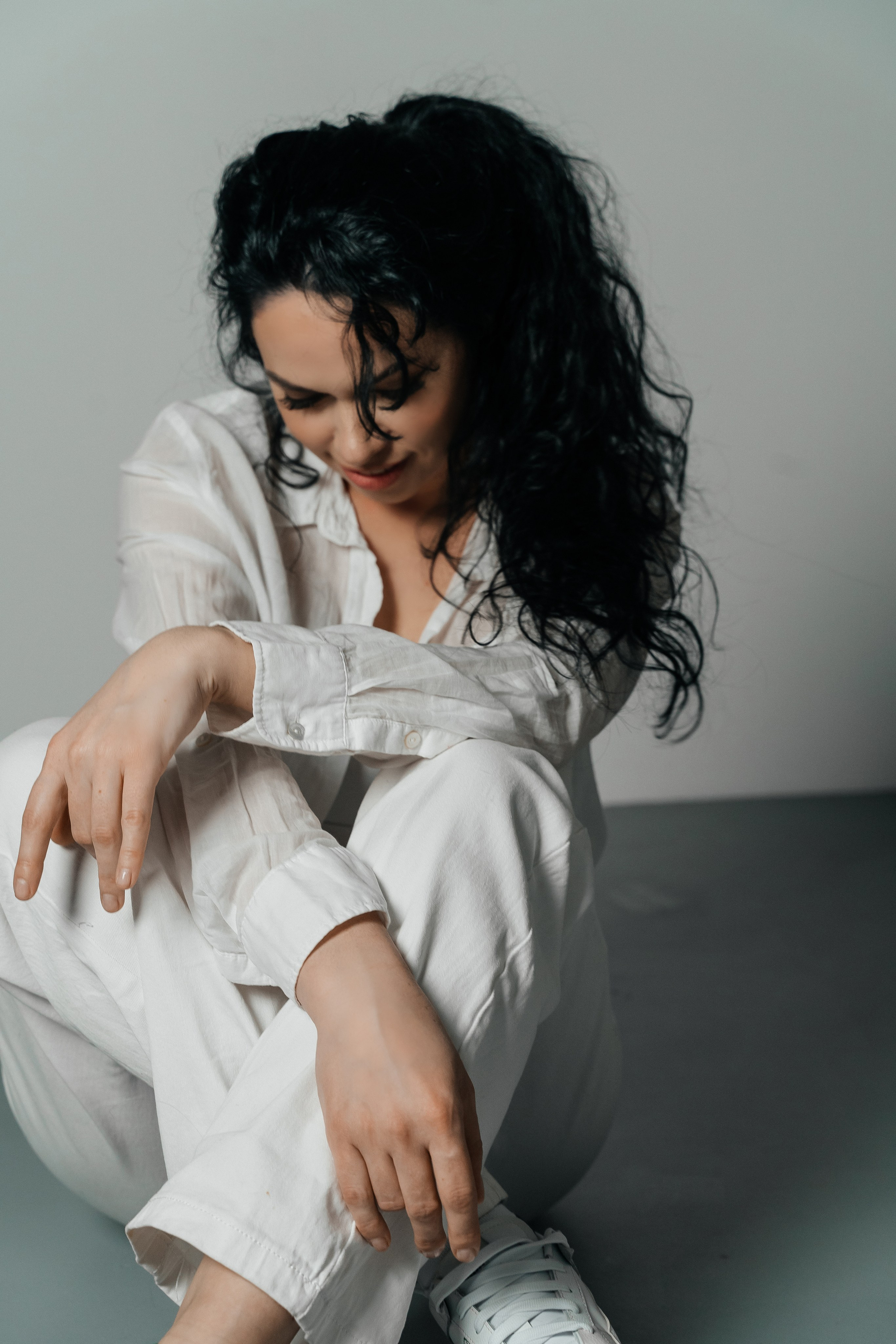 Съемки в интерьере студий. Виктория Алпеева — фотограф по любви