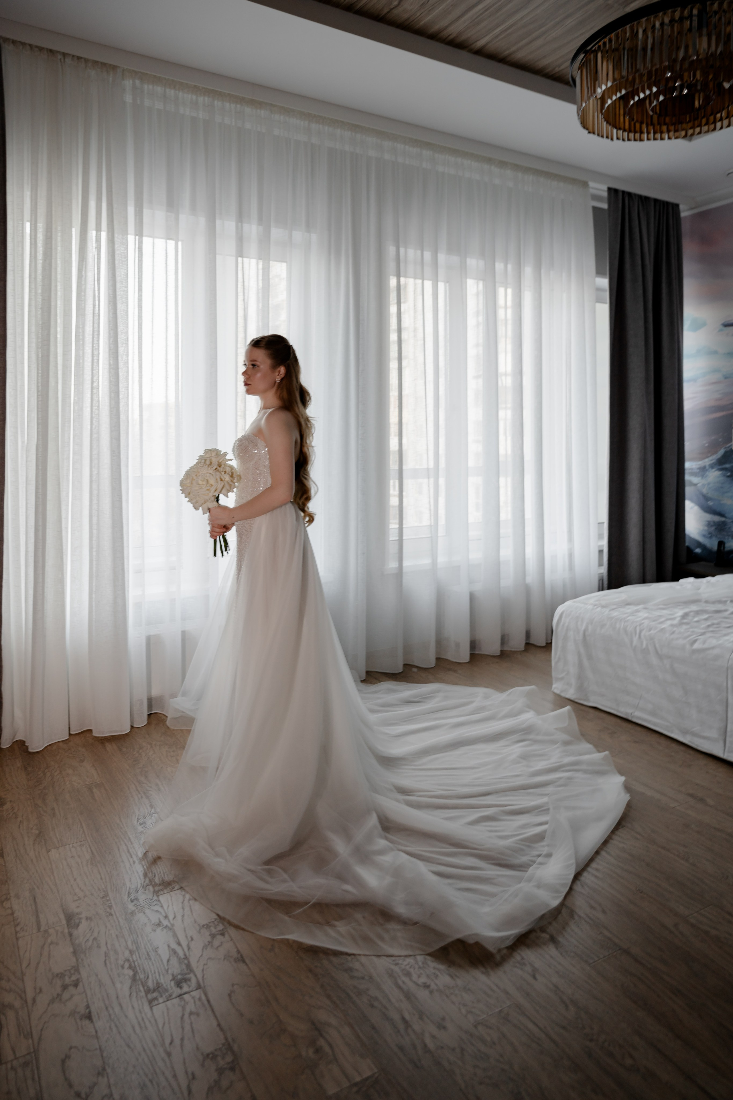 СВАДЕБНАЯ СЬЕМКА СБОРОВ В ОТЕЛЕ И ВЫЕЗД НА ЦЕРЕМОНИЮ (СНЯТО В СИБИРЕ В НИЖНЕВАРТОВСКЕ)М. Профессиональный фотограф, Санкт-Петербург — Виктория Богомолова