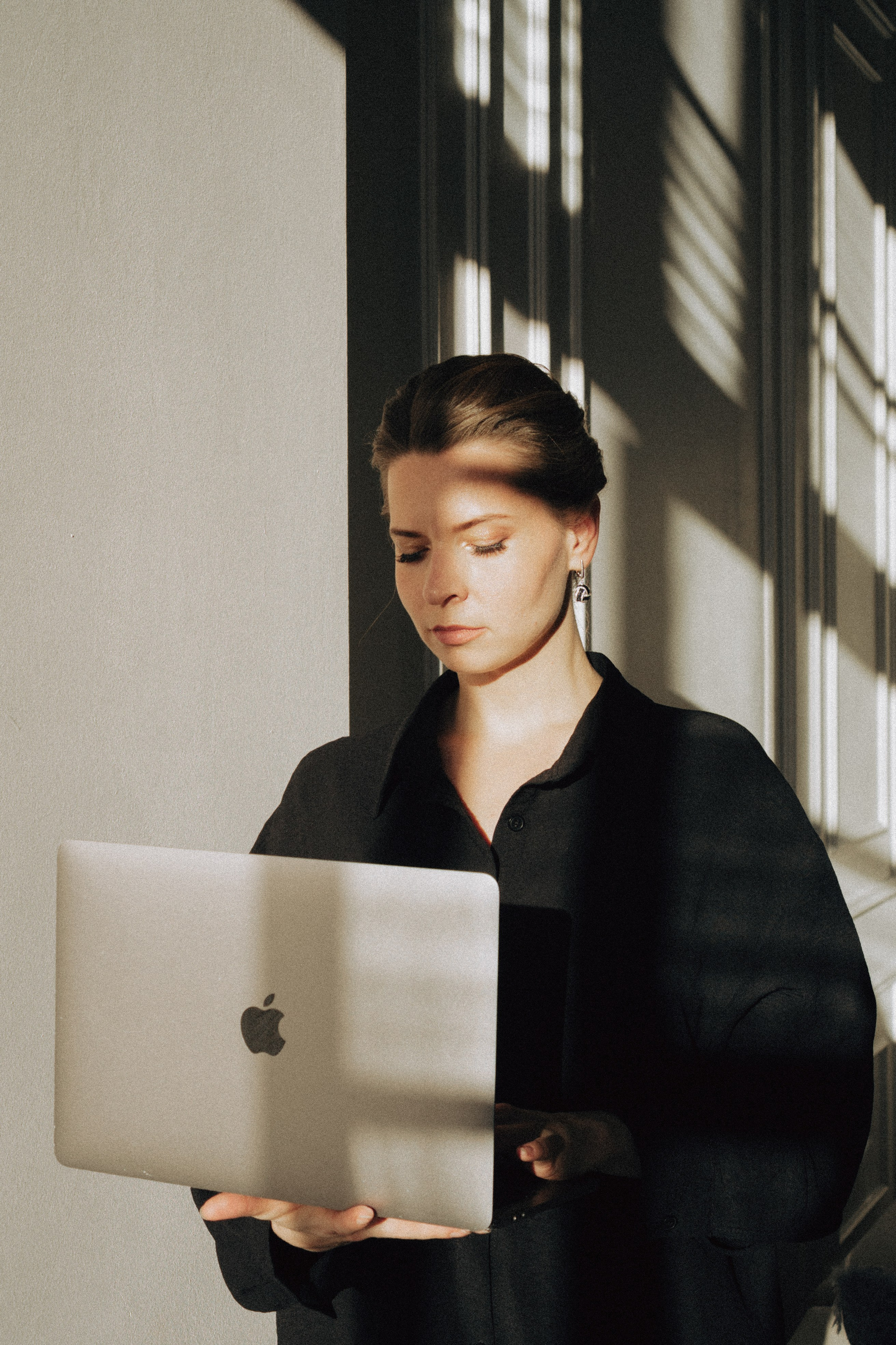 ФОТОСЕСИИЯ В СТУДИИ ДЛЯ ДЕВУШКИ ПСИХОЛОГА. Профессиональный фотограф, Санкт-Петербург — Виктория Богомолова