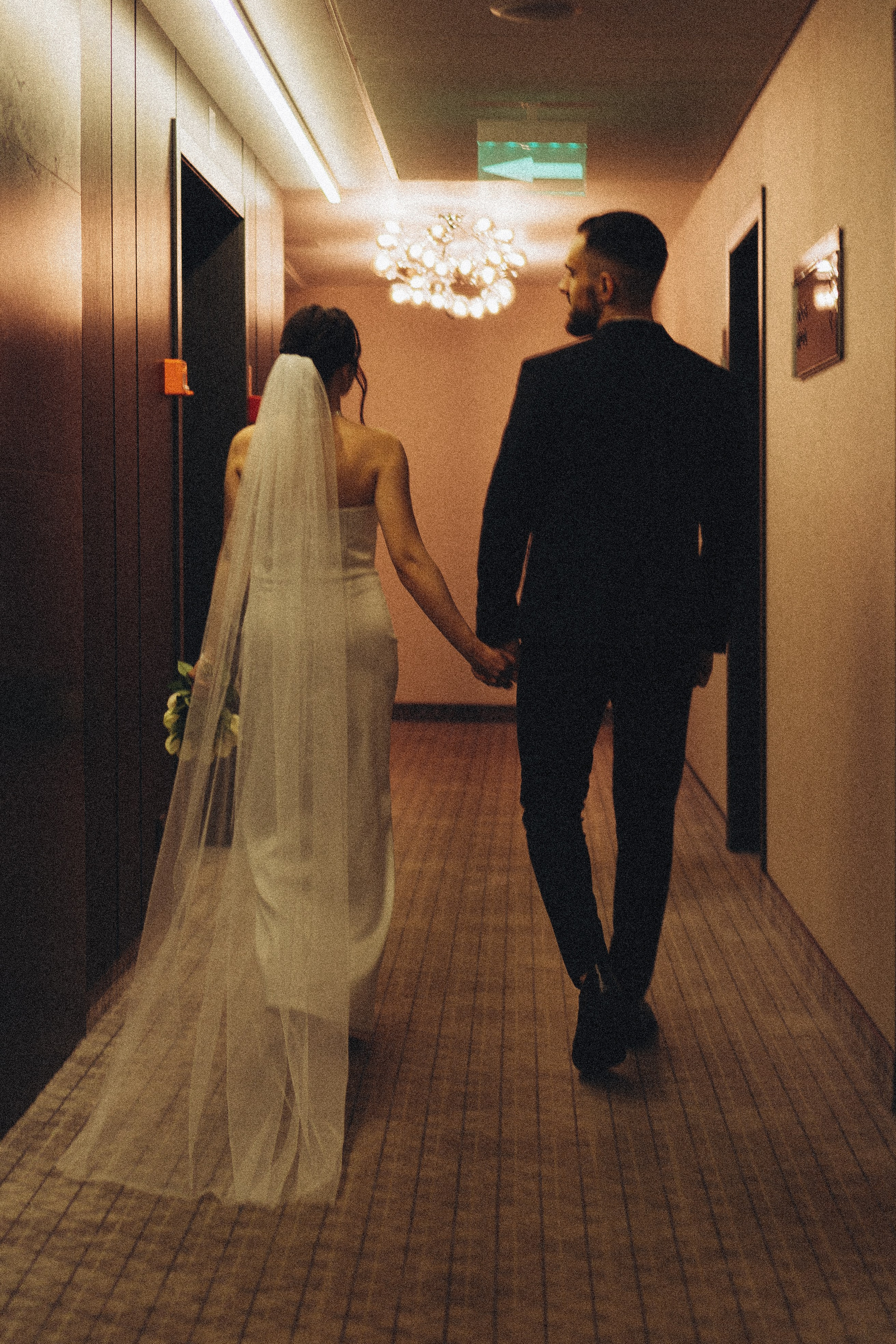 СВАДЕБНАЯ СЬЕМКА СБОРОВ ЖЕНИХА И НЕВЕСТЫ В ОТЕЛЕ И ТАКЖЕ ФОТОСЕССИИЯ В ОТЕЛЕЕ МЕГАПОЛИС БРЯНСК. Профессиональный фотограф, Санкт-Петербург — Виктория Богомолова