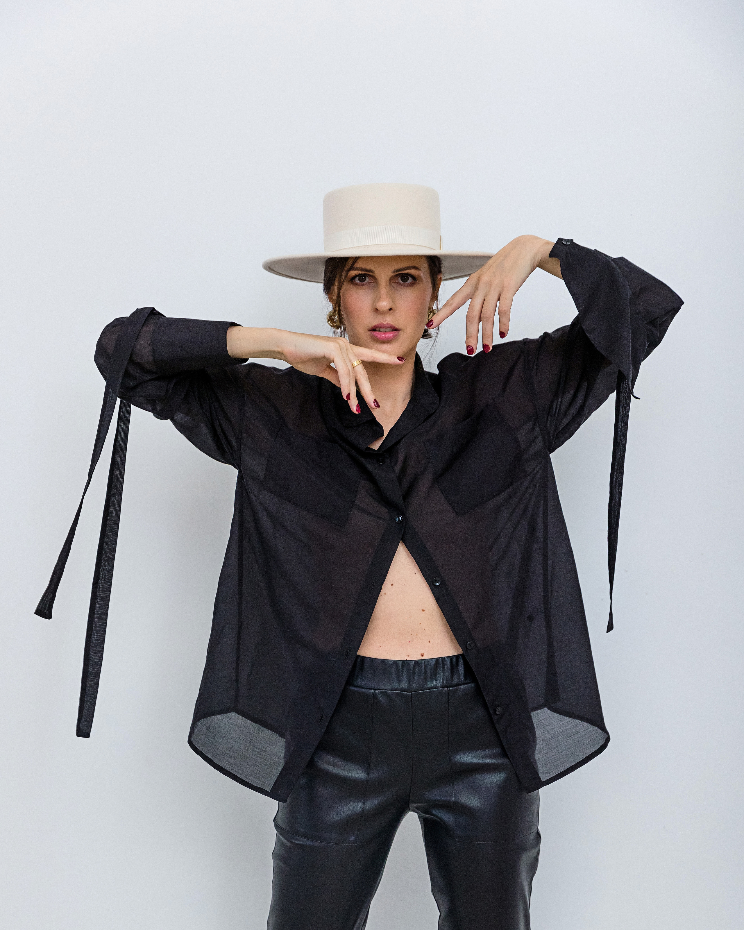 SASHA PUSHKINA NY. Главная