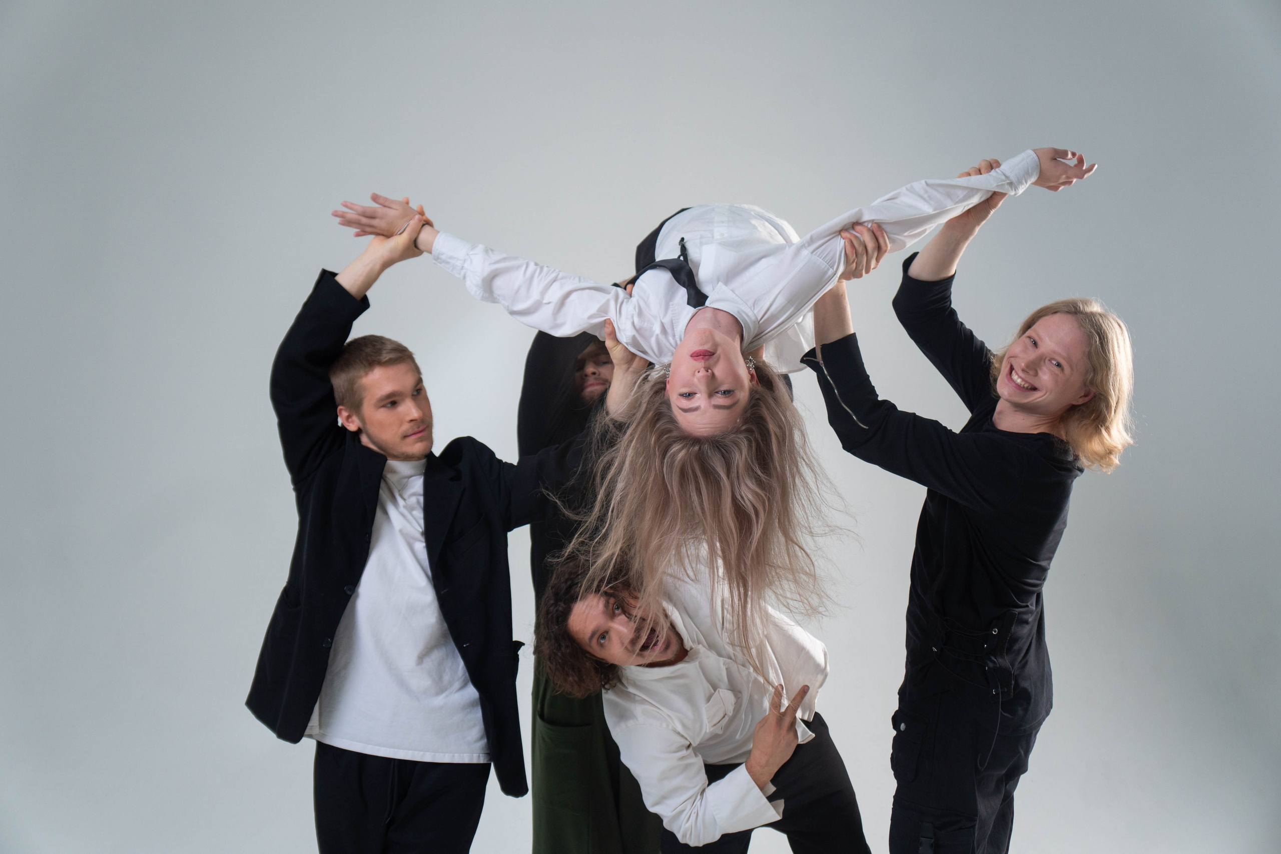 Команда Circus Zone. Фотограф / видеограф в Москве и Сочи Sofia Riversong