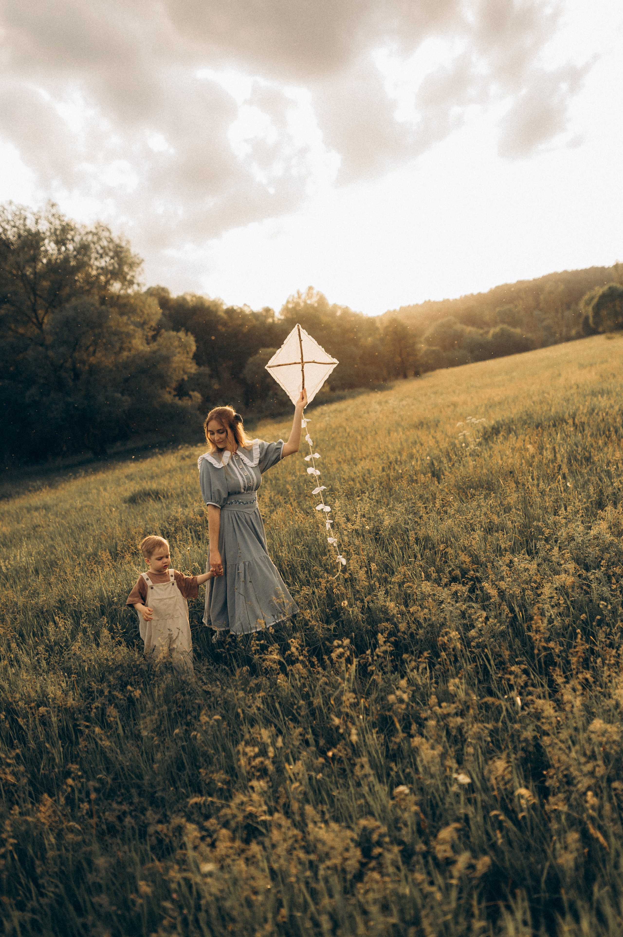 Фотосессия на природе мамы и сына. Фотограф Алексин, Тула