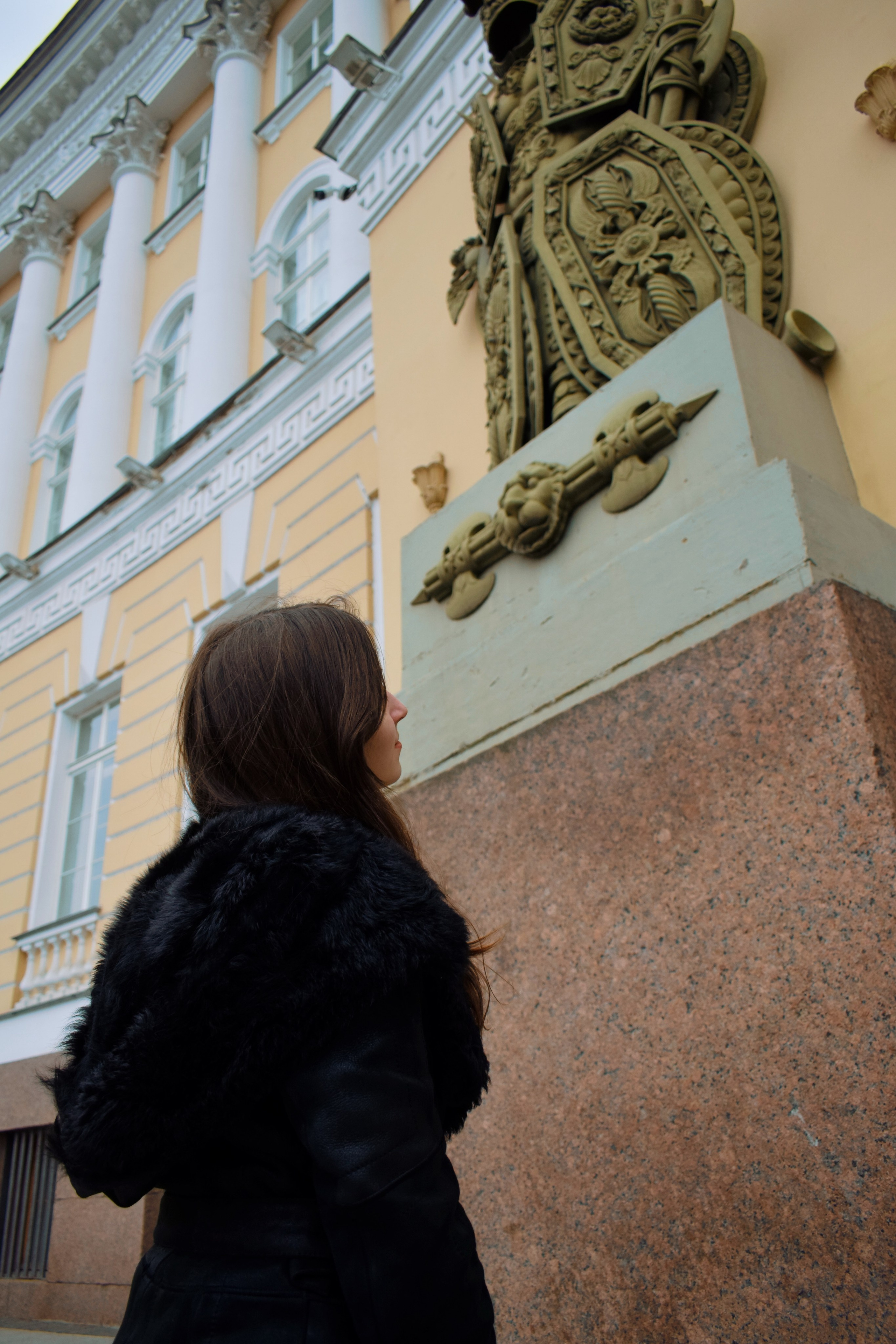 фотосессия у Эрмитажа, женский фотограф, женский фотограф СПб, Санкт-Петербург, женский фотограф Санкт-Петербург, девушка, красивая девушка, фотомодель