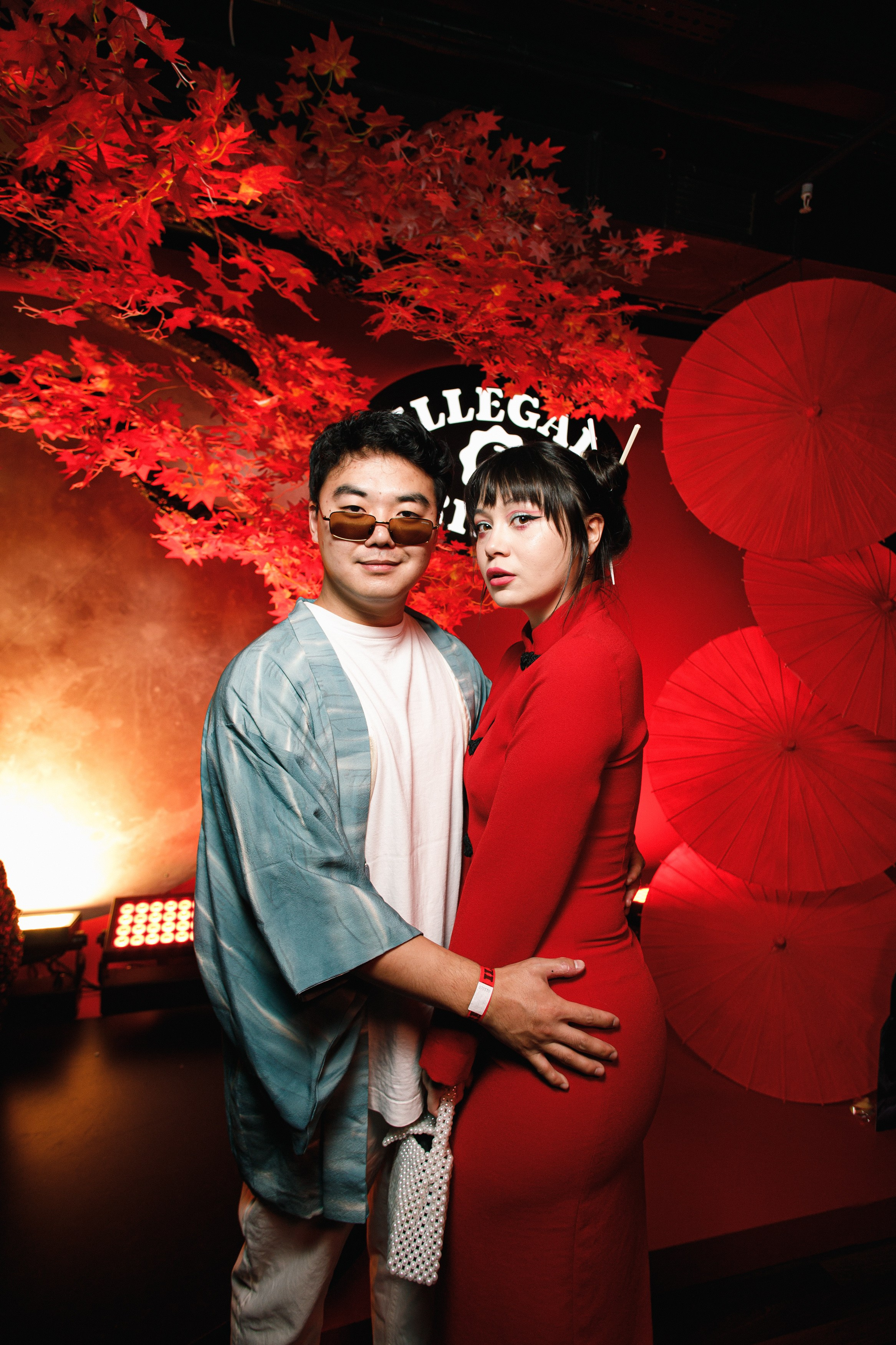 ILLEGAL FRIENDS | ASIA. СВОИ. ФОТООТЧЕТЫ-СОБЫТИЯ-МЕСТА