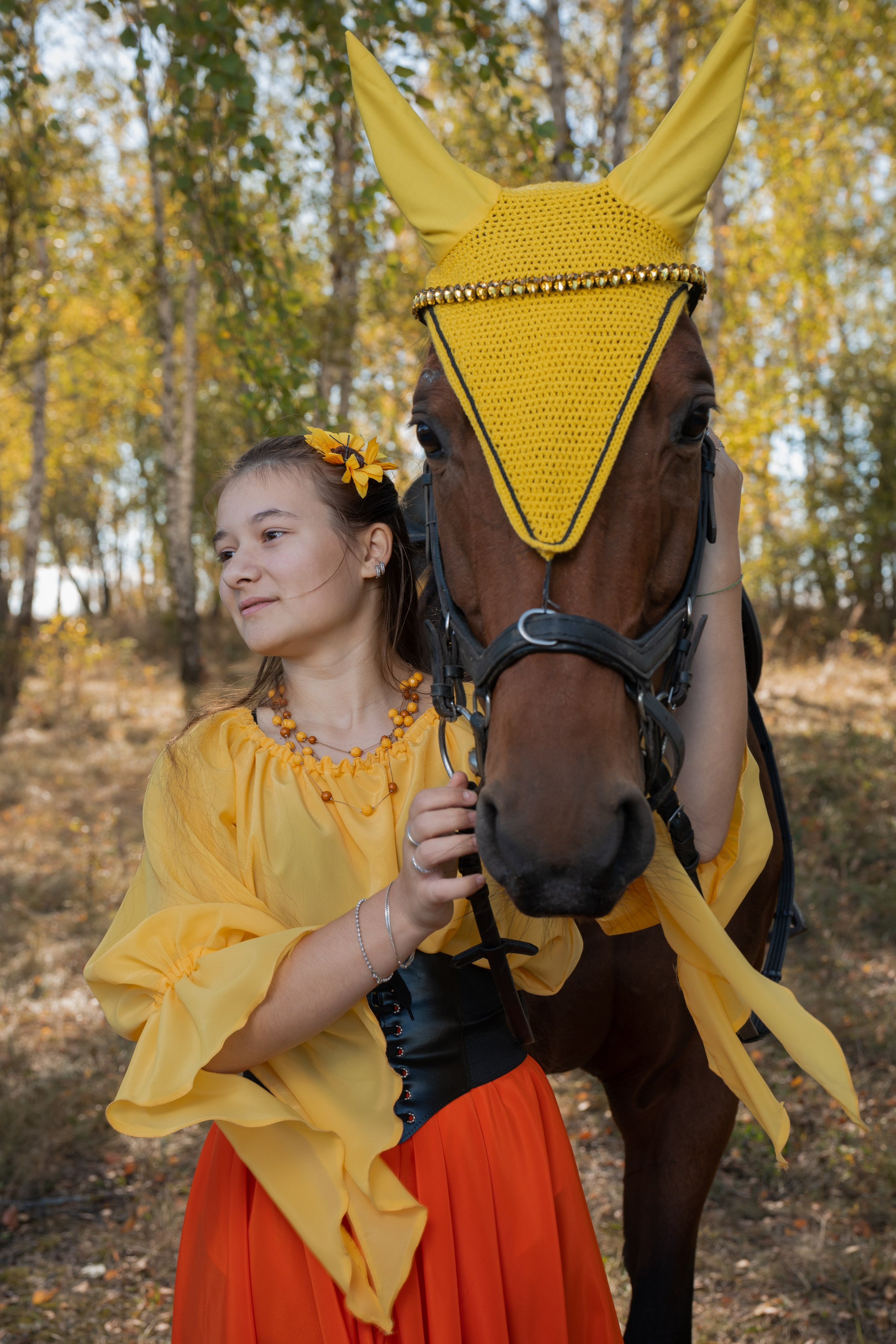 Ищу фотографа в Липецке для осенней фотосессии. Пример работы Евгения Сафронова: портрет с лошадью.