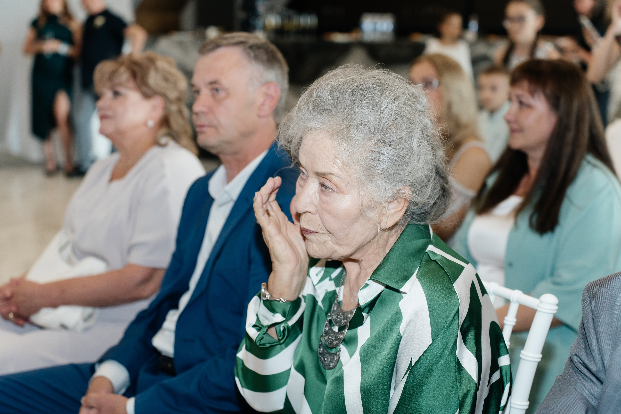 В отели. Для тех, кто не ждёт удачи, а создаёт её. Каждая фотосессия — это твой момент, твой стиль, твой успех. 📸