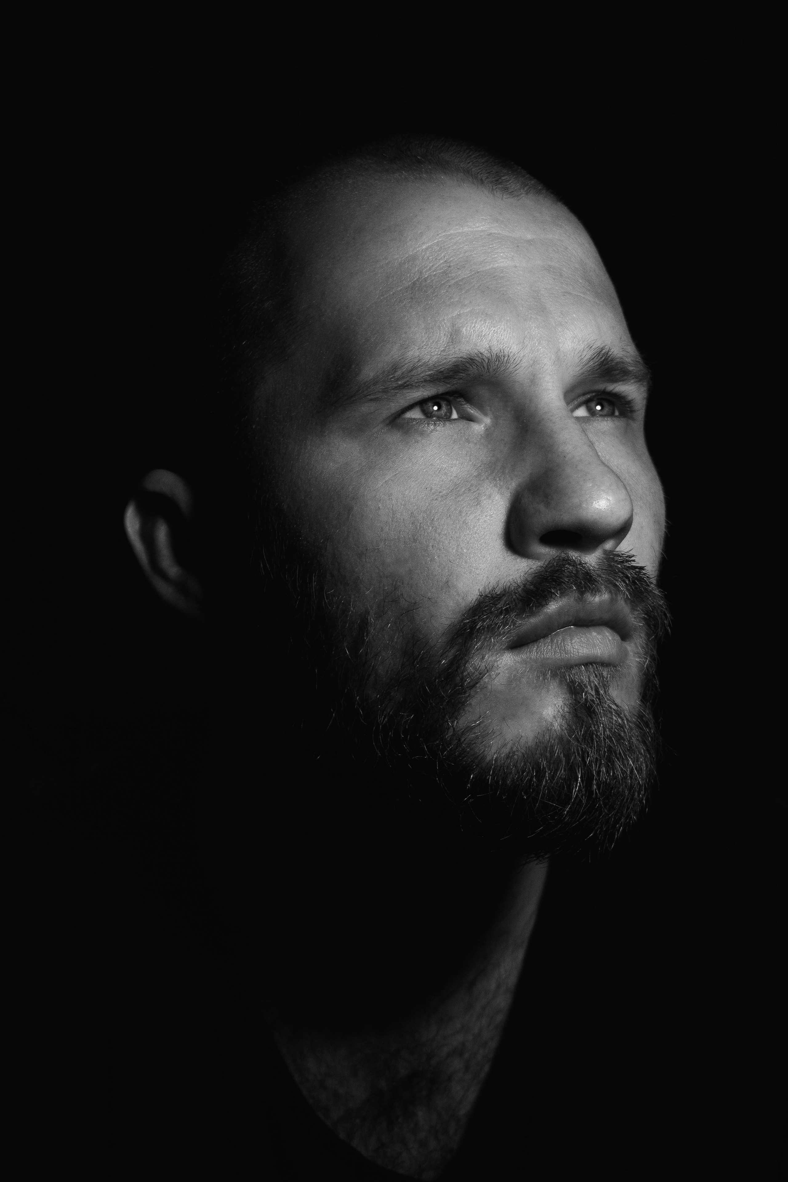 АВТОПОРТРЕТ. Репортажный и портретный фотограф Михаил Мартиросян