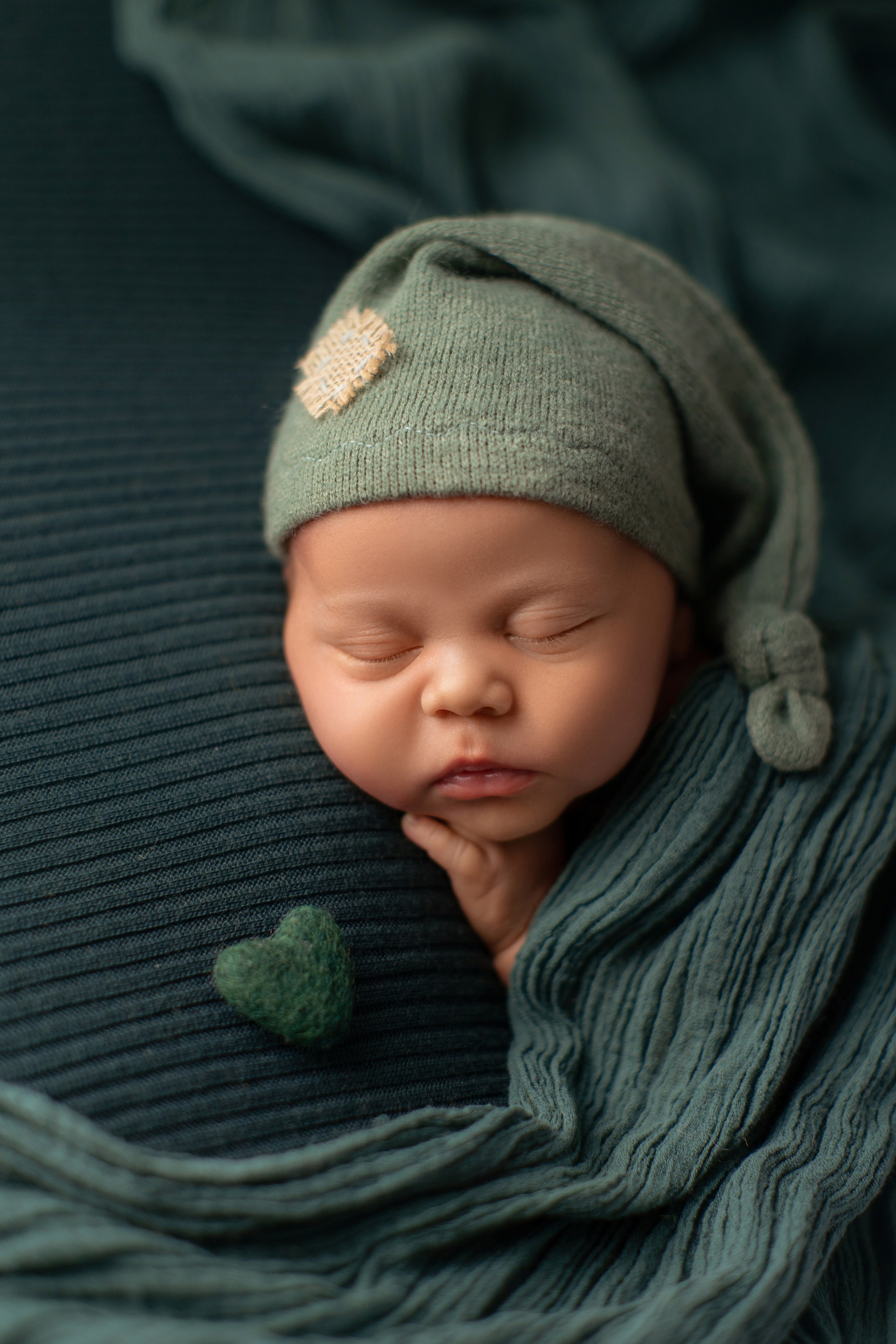 Emerald green. Фотограф новорожденных, семейный фотограф в Санкт-Петербурге