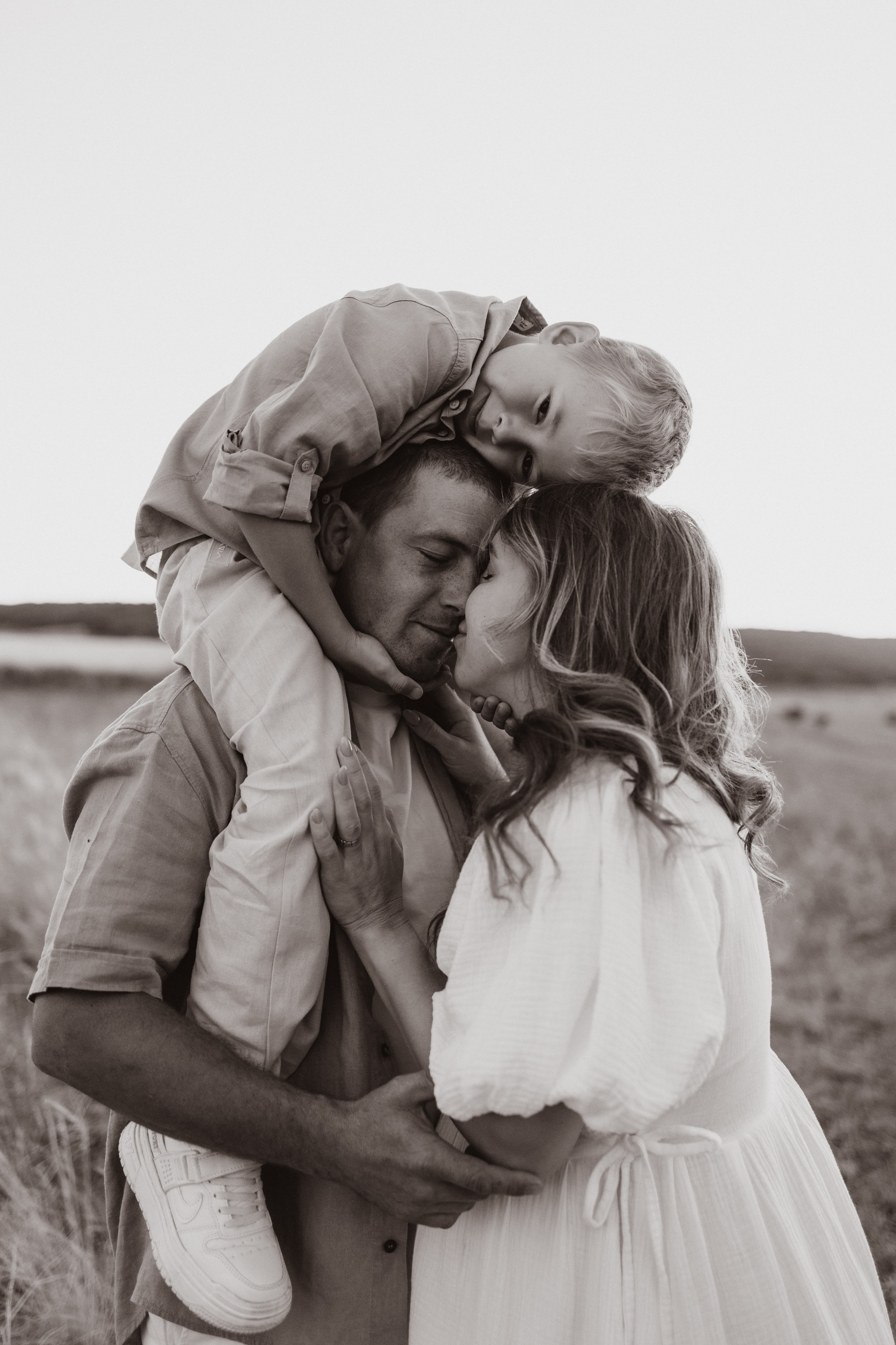 Семейные на природе. Семейный фотограф и видеограф Наумова Анна