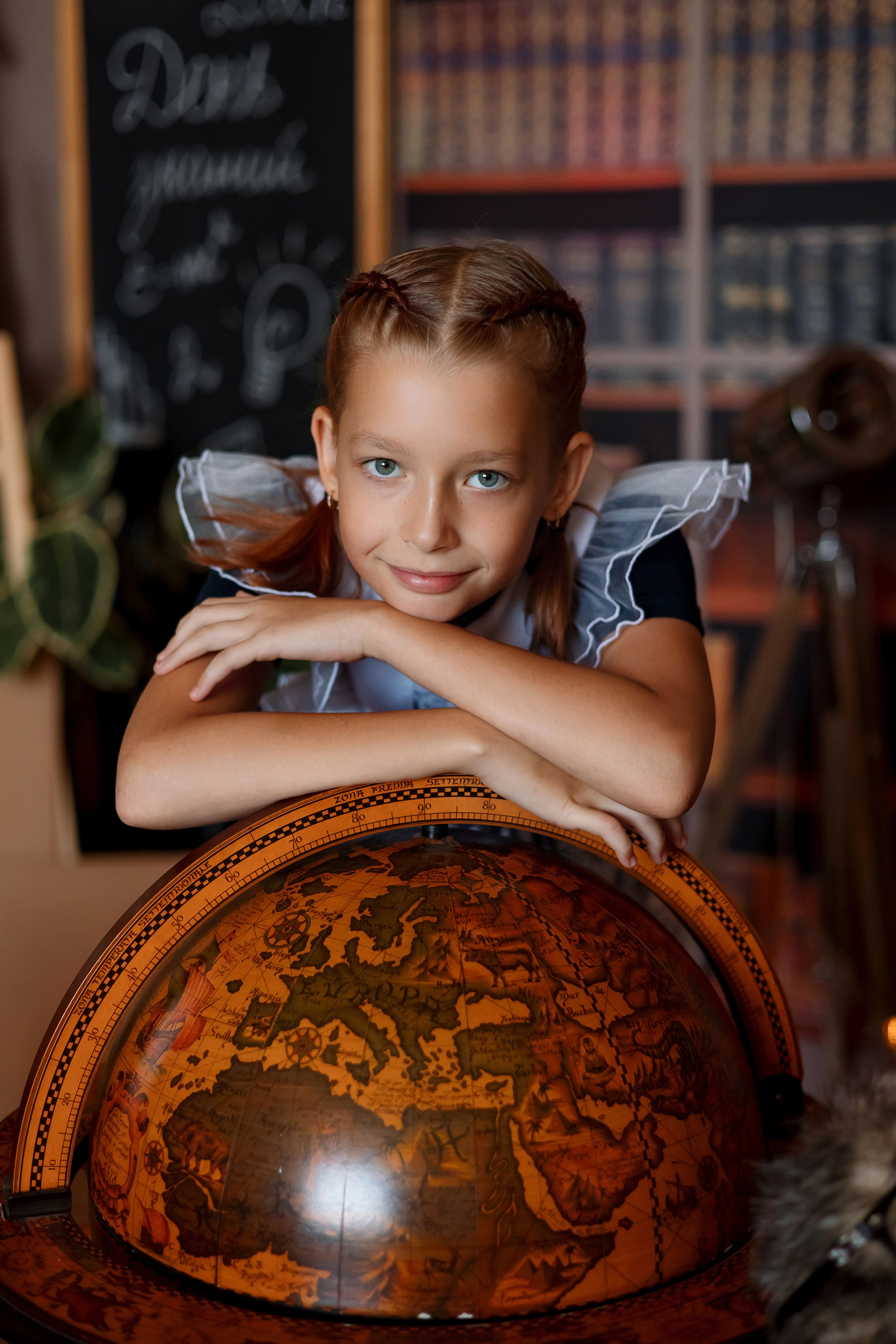 4 класс фотосессия в фотостудии. Фотограф Любовь Корниенко, Примоский край