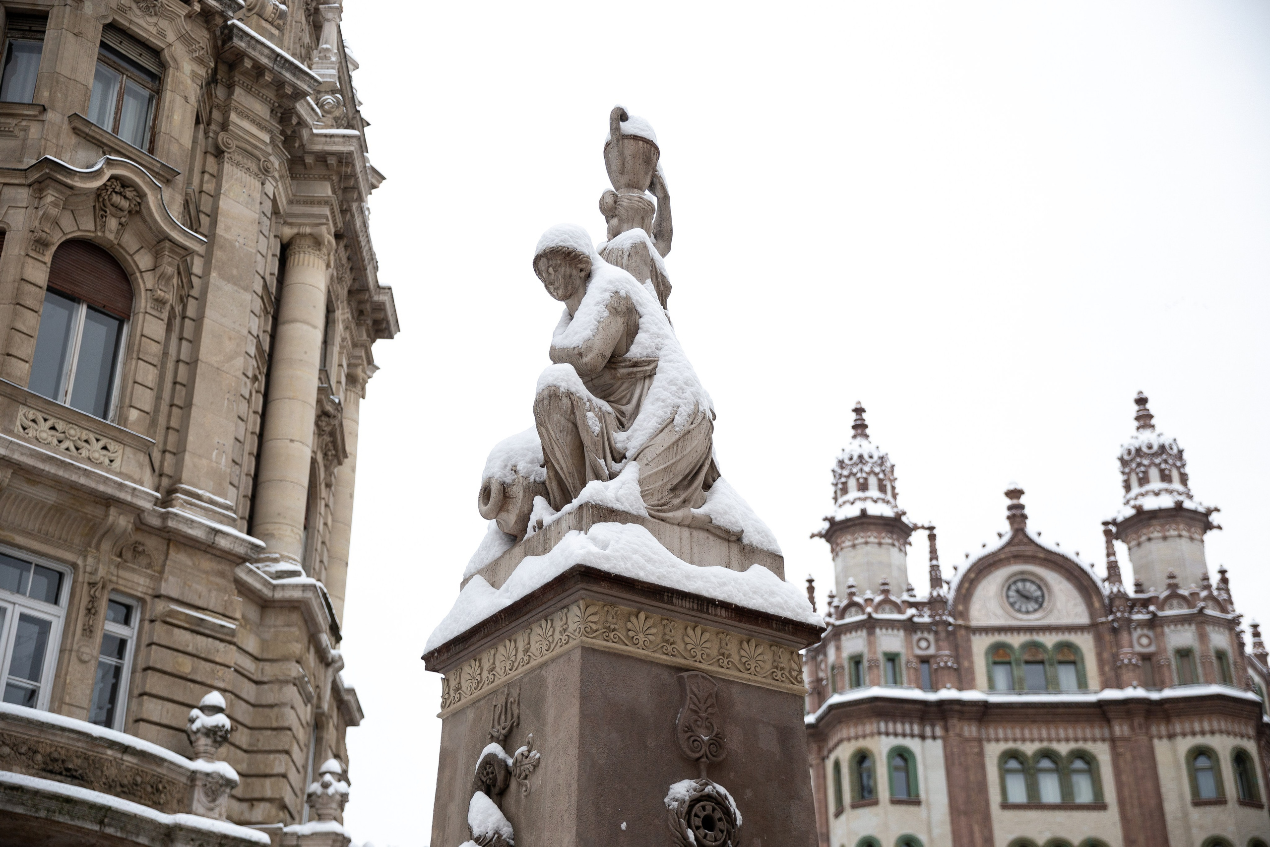 STRT JRNL by Knyazev Yura issue #5 February 2026. Photographer in Budapest  — Yura Knyazev