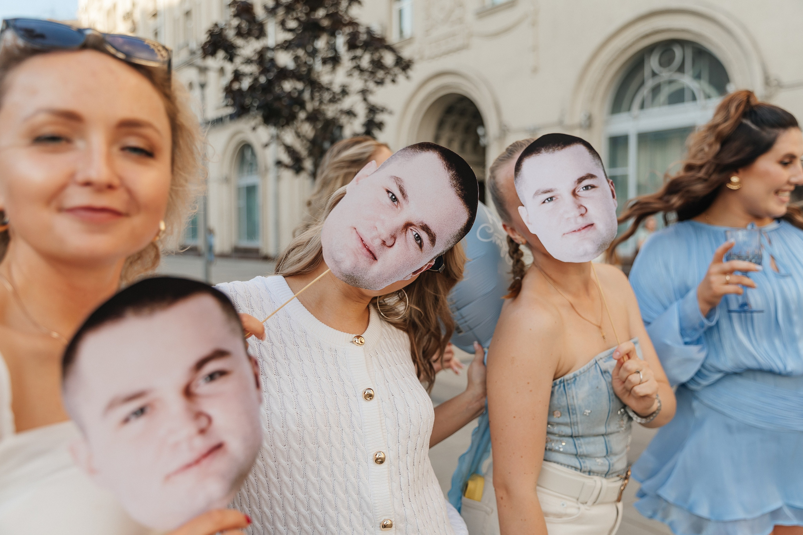 Девичник в Jam в голубом цвете. Фотограф Москва, Балашиха, МО. Свадьбы, репортажи, контент, портреты