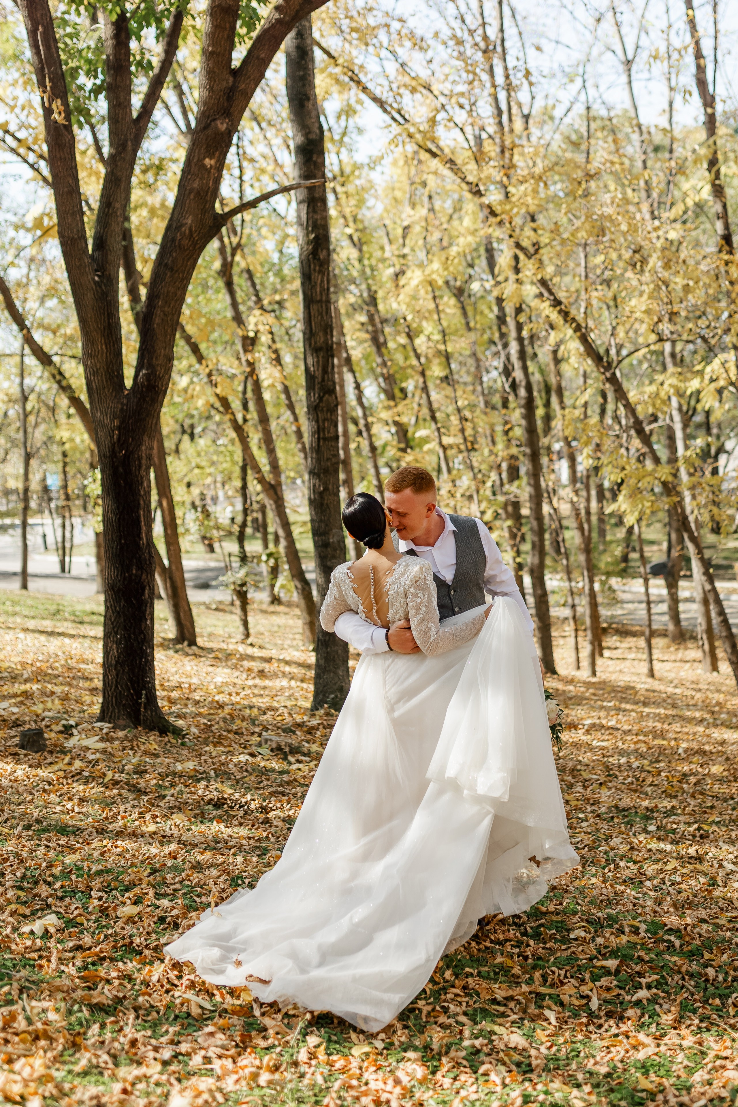 Степан и Алина. Красивая осенняя прогулка. Свадебный фотограф в Хабаровске