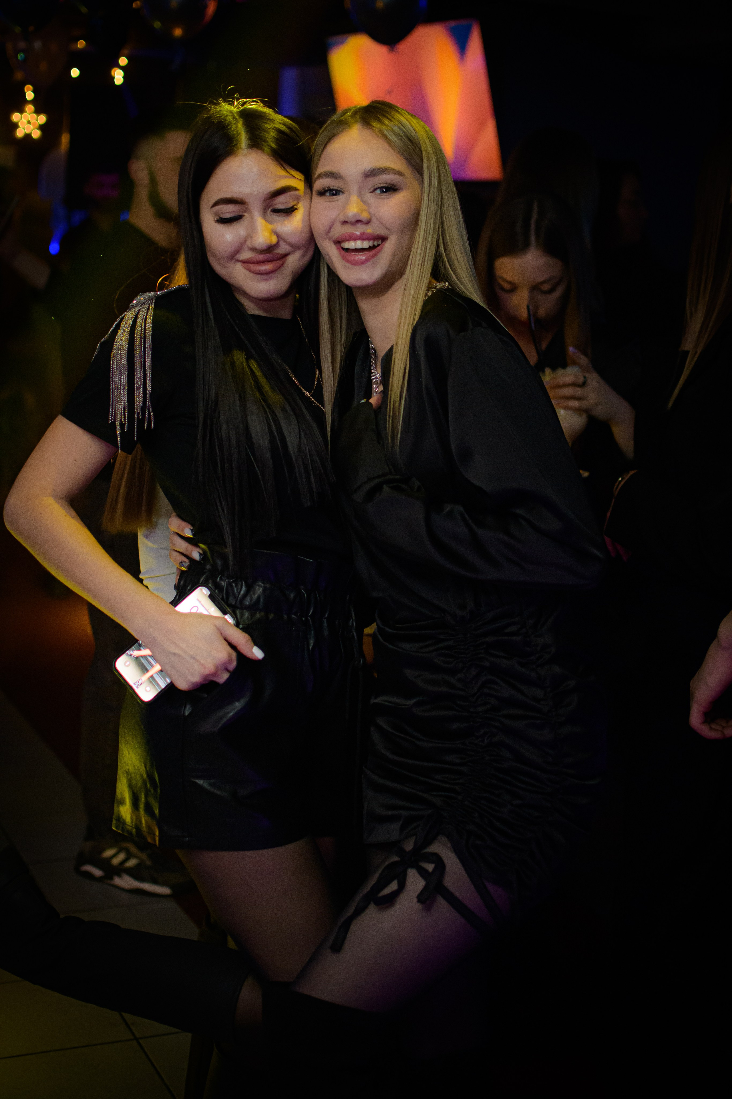 HOLLYWOOD / 6 YEARS. Photokarish