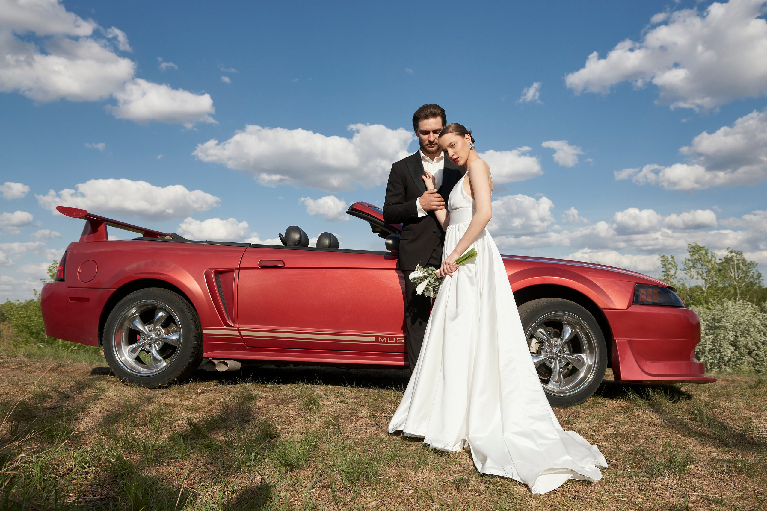 Свадебные фотографии Бориса и Дарьи на природе