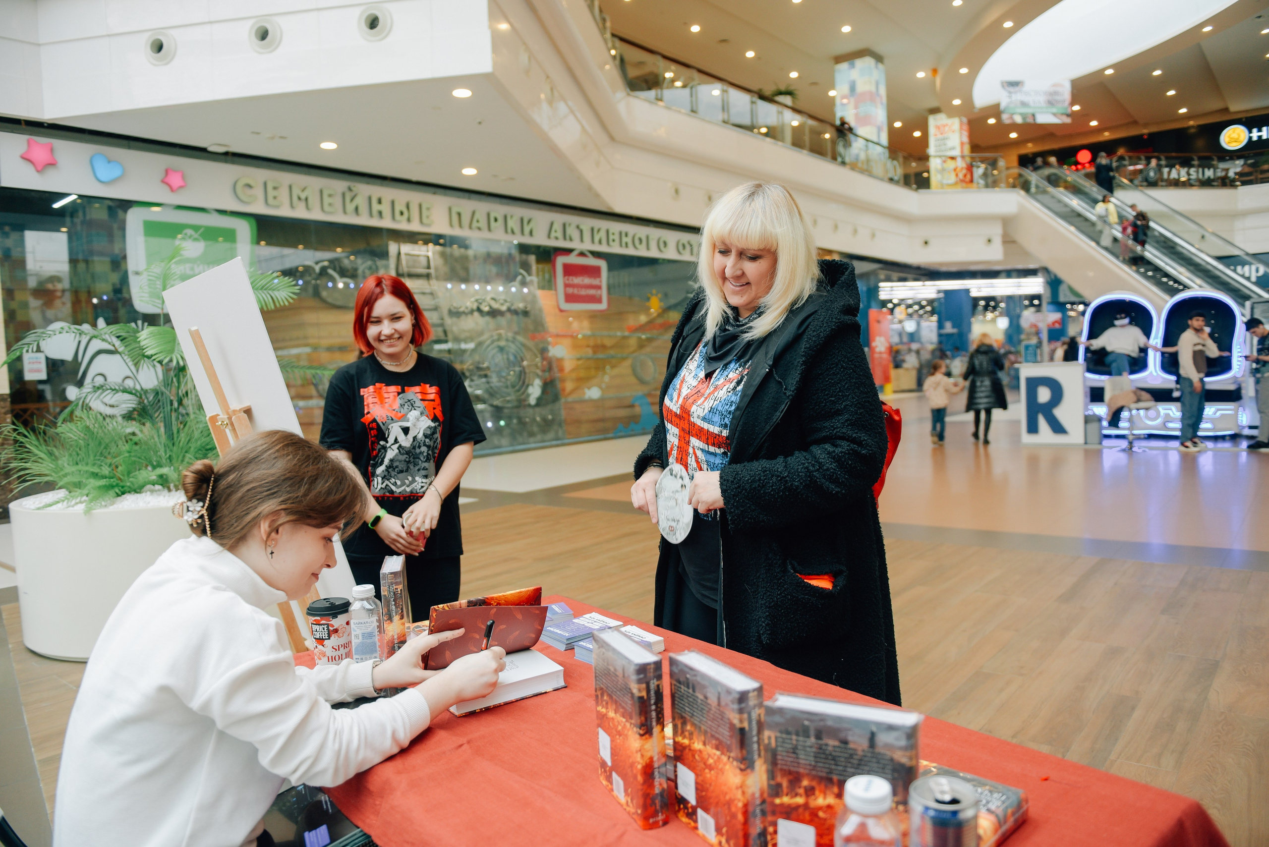 XL MEDIA Автограф-сессия с Renibet. Фотограф Лола Волна, город Москва