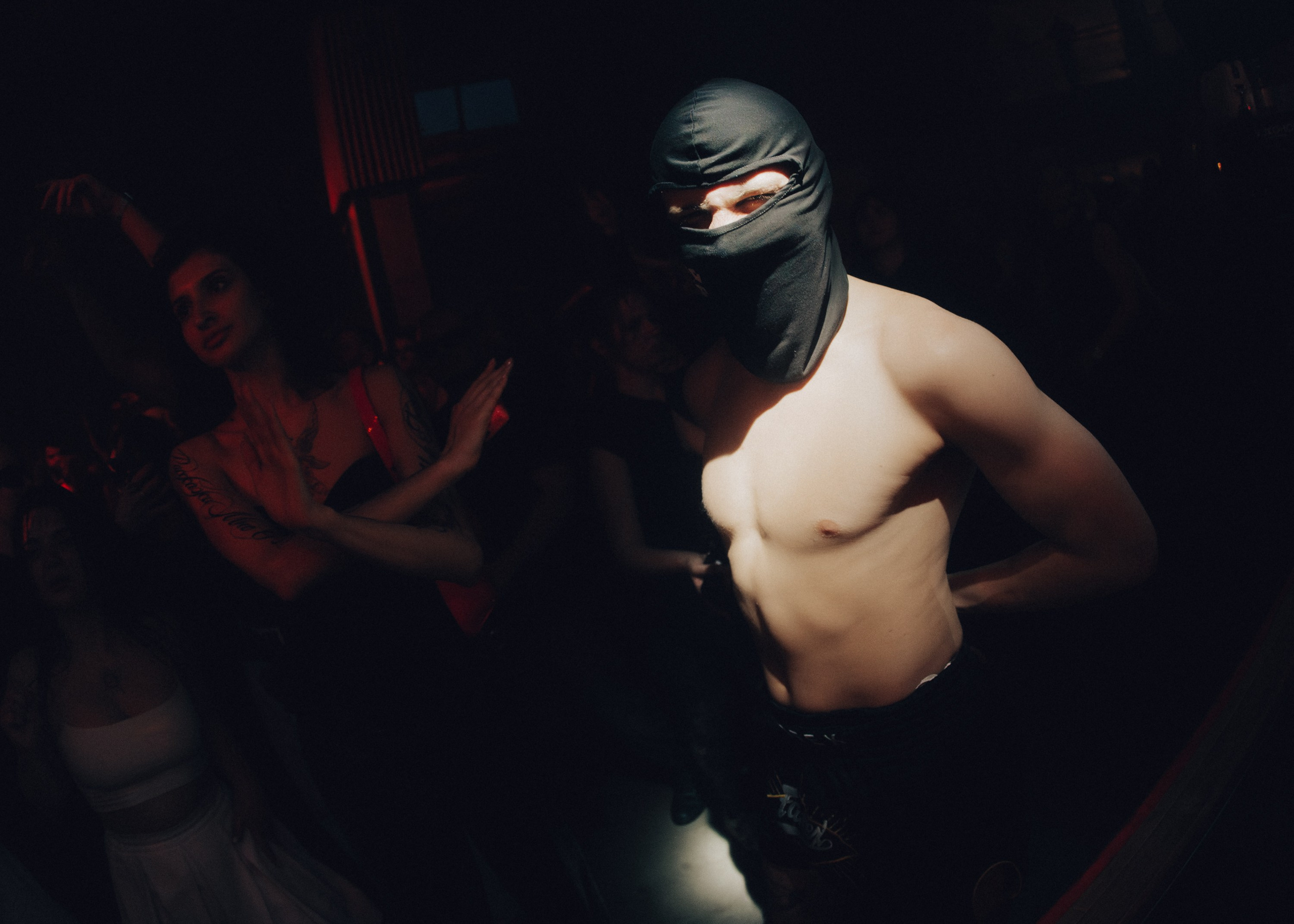 К-30 SLAVIC TECHNO: Police In Paris. Annyshka