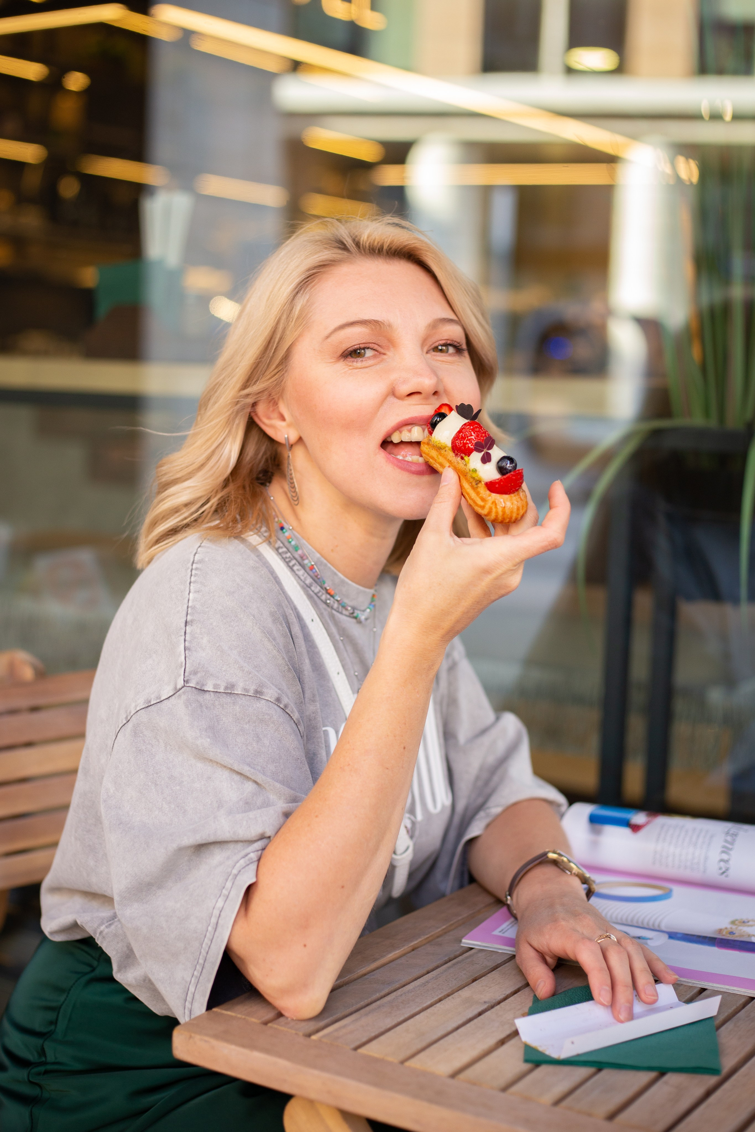 Анонс фотосессии для прекрасной Ольги — стилиста по прическам, мастера визажиста и просто красавицы. Художественный и репортажный фотограф в Санкт-Петербурге Виктория Никитина