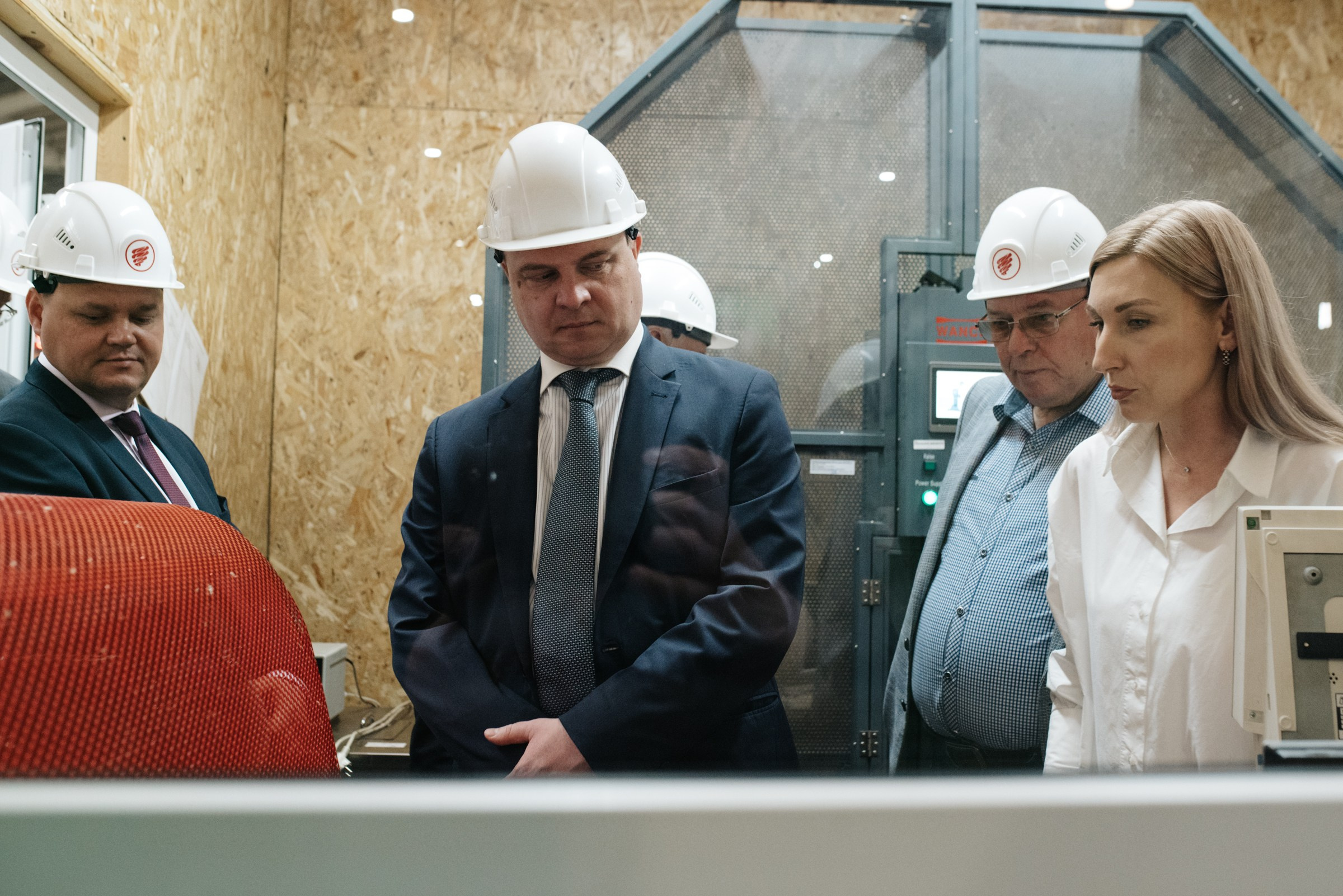 Завод бурового оборудования. Портретный и репортажной фотограф Алексей Волков. Москва, Оренбург