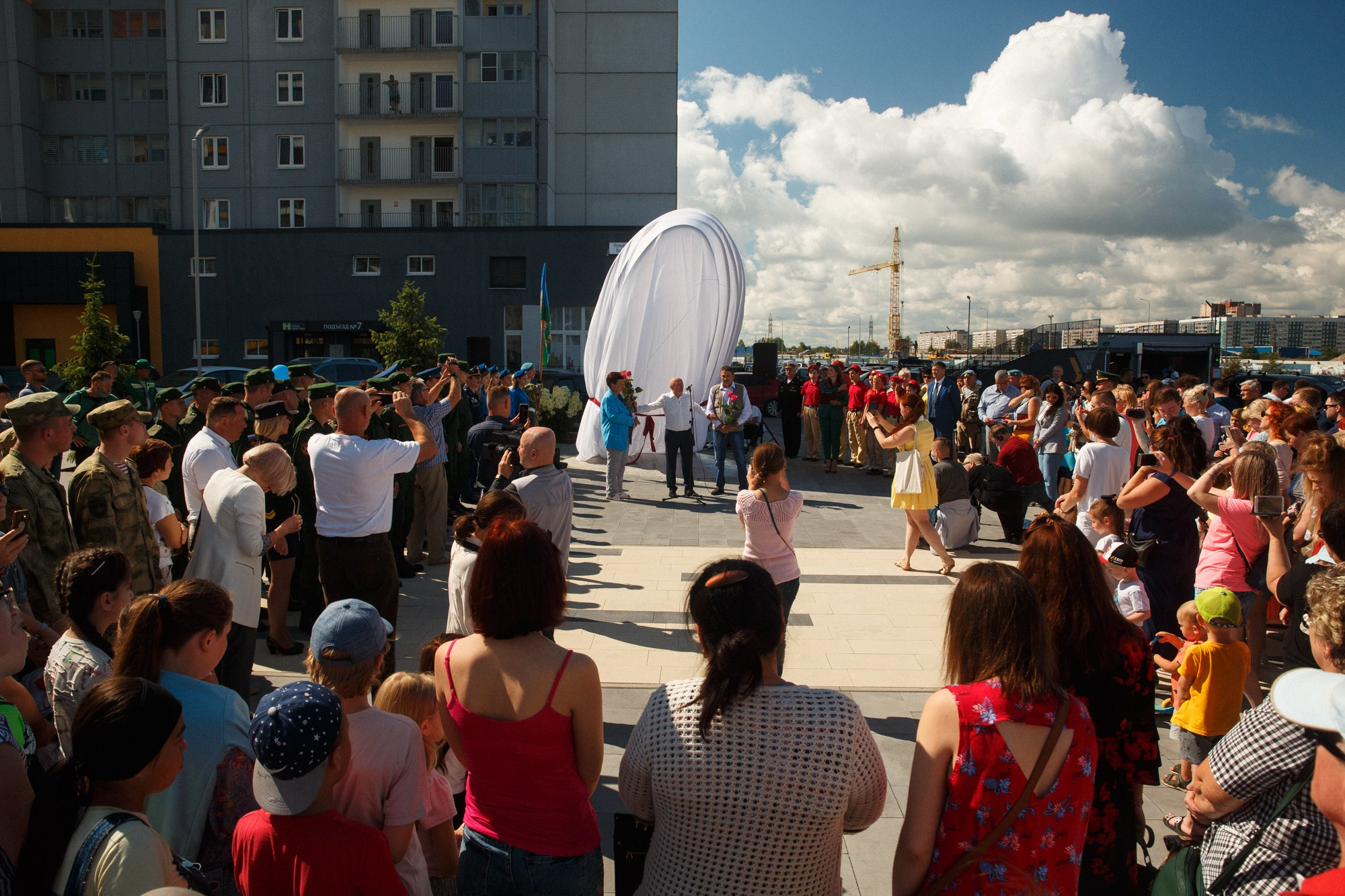 ОТКРЫТИЕ ПАМЯТНИКА. Рабочая сторона — бизнес портрет и репортаж в Санкт-Петербурге