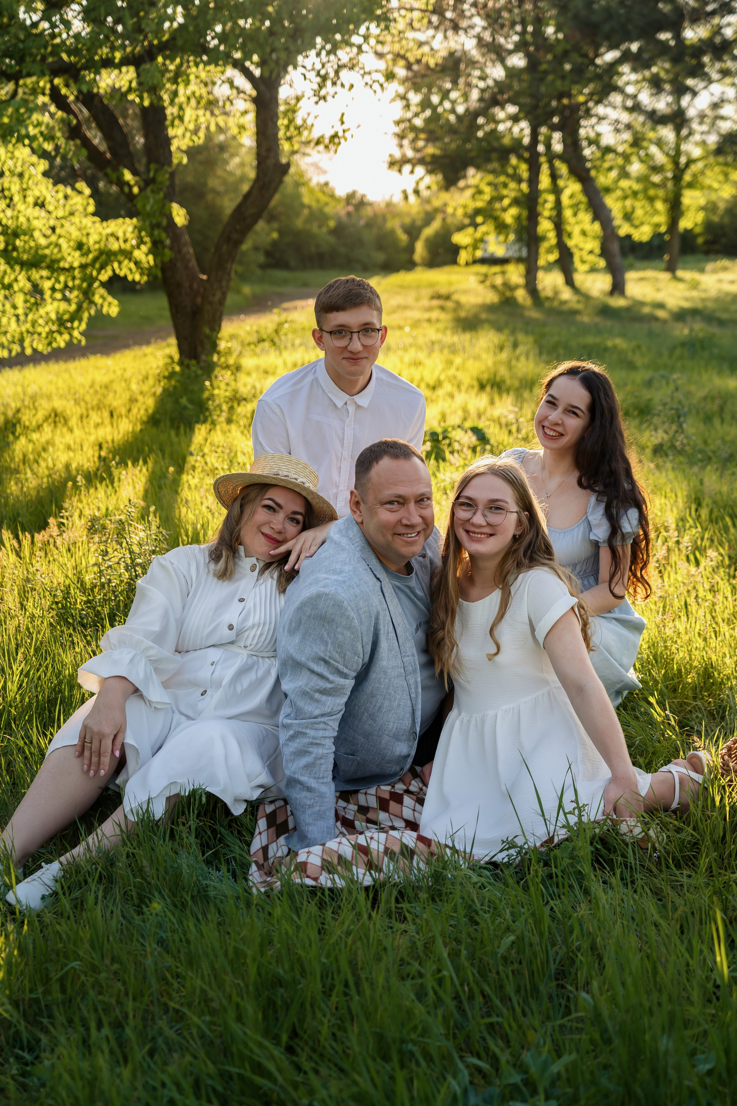 Семейная фотосессия в ботанике. Фотограф в Ростове-на-Дону Соколова Ксения