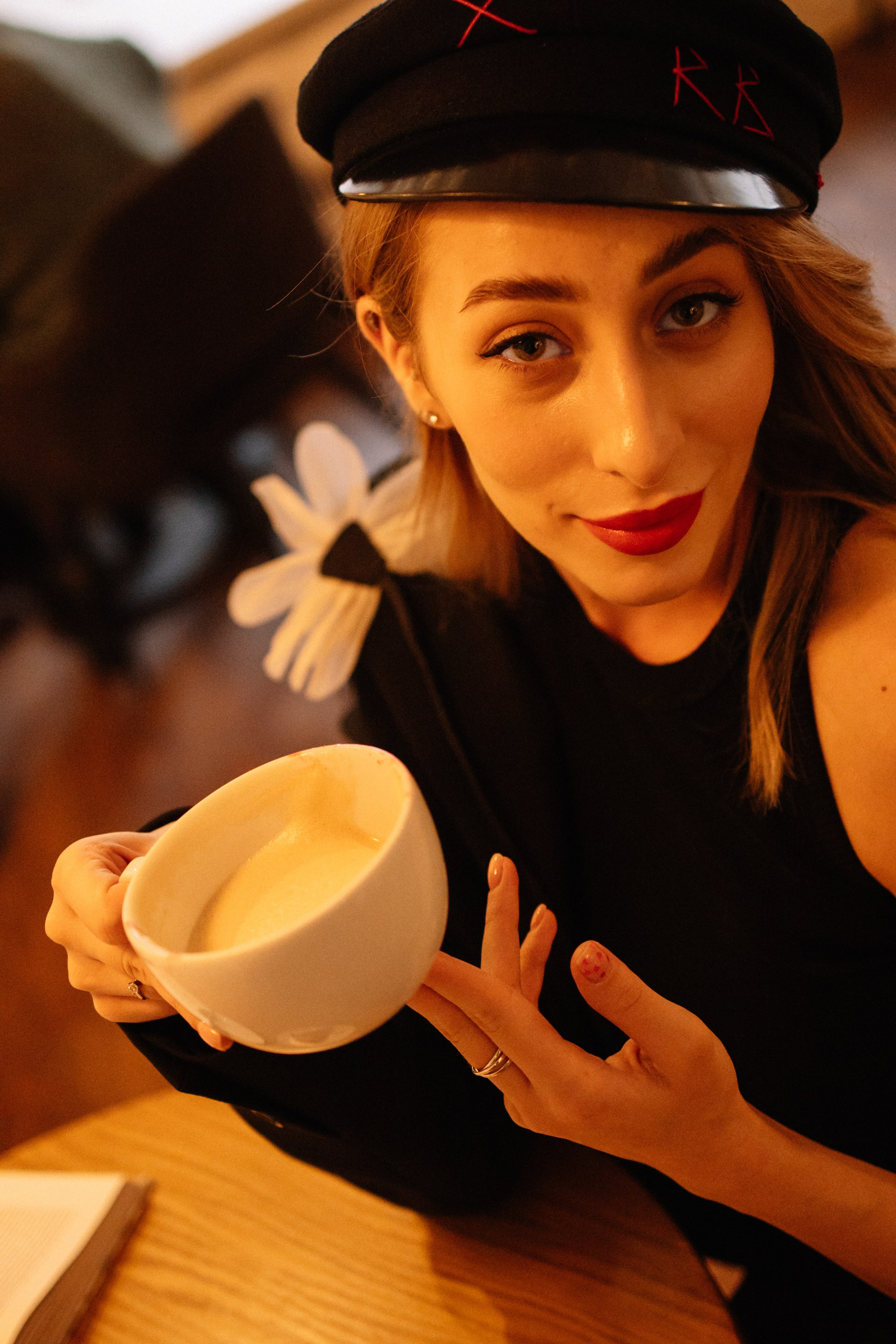 Роксана в «Cup coffee». Фотограф в Выборге и Санкт-Петербурге Маша Гуляева