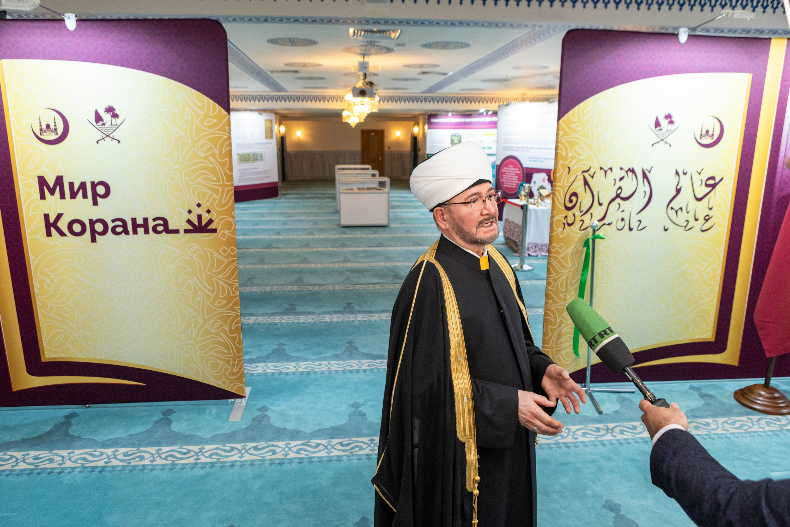 Открытие выставки Мир Корана. Рекламный, предметный, репортажный, семейный фотограф и художник в Москве