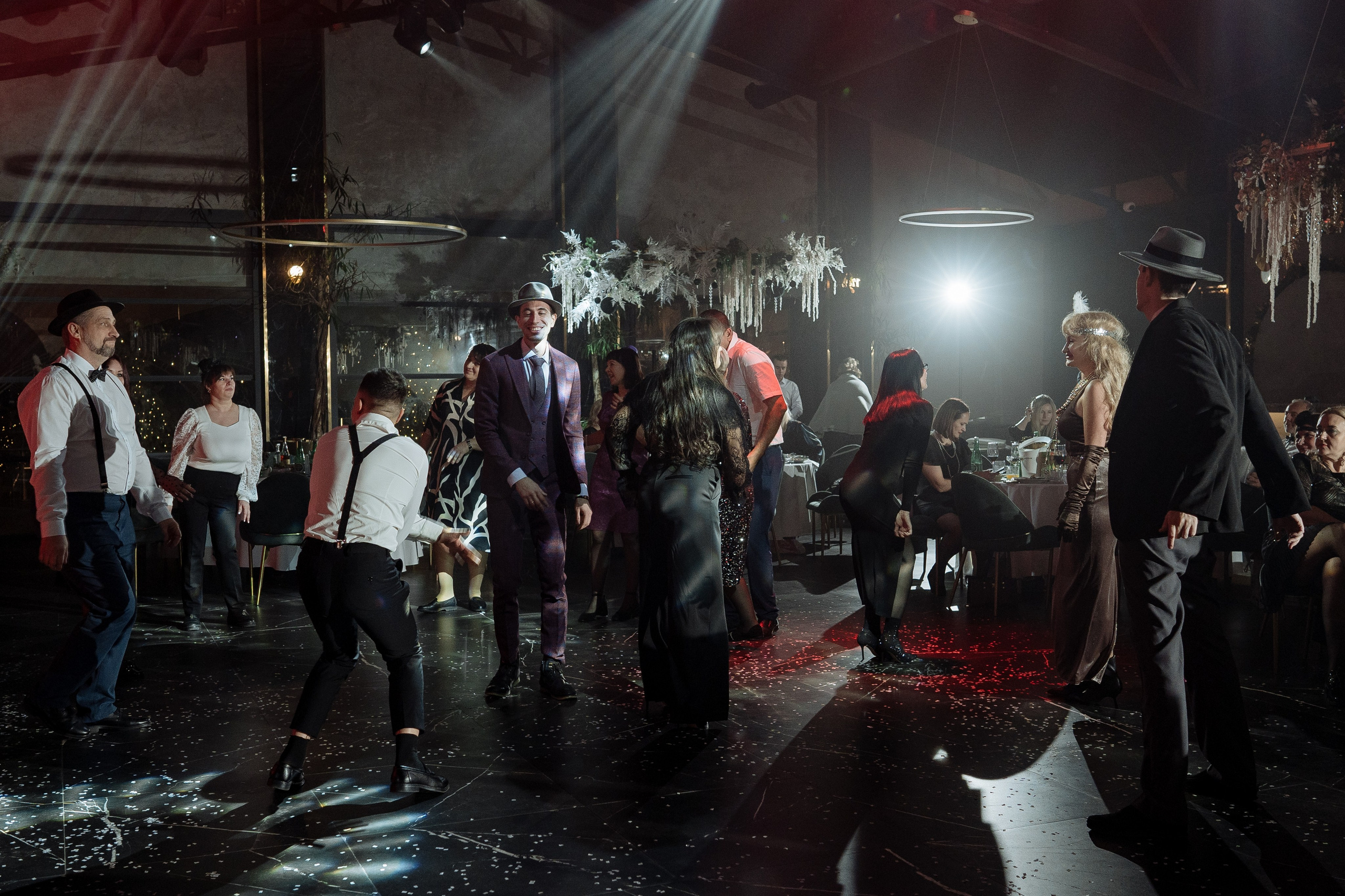 Альбион Тур