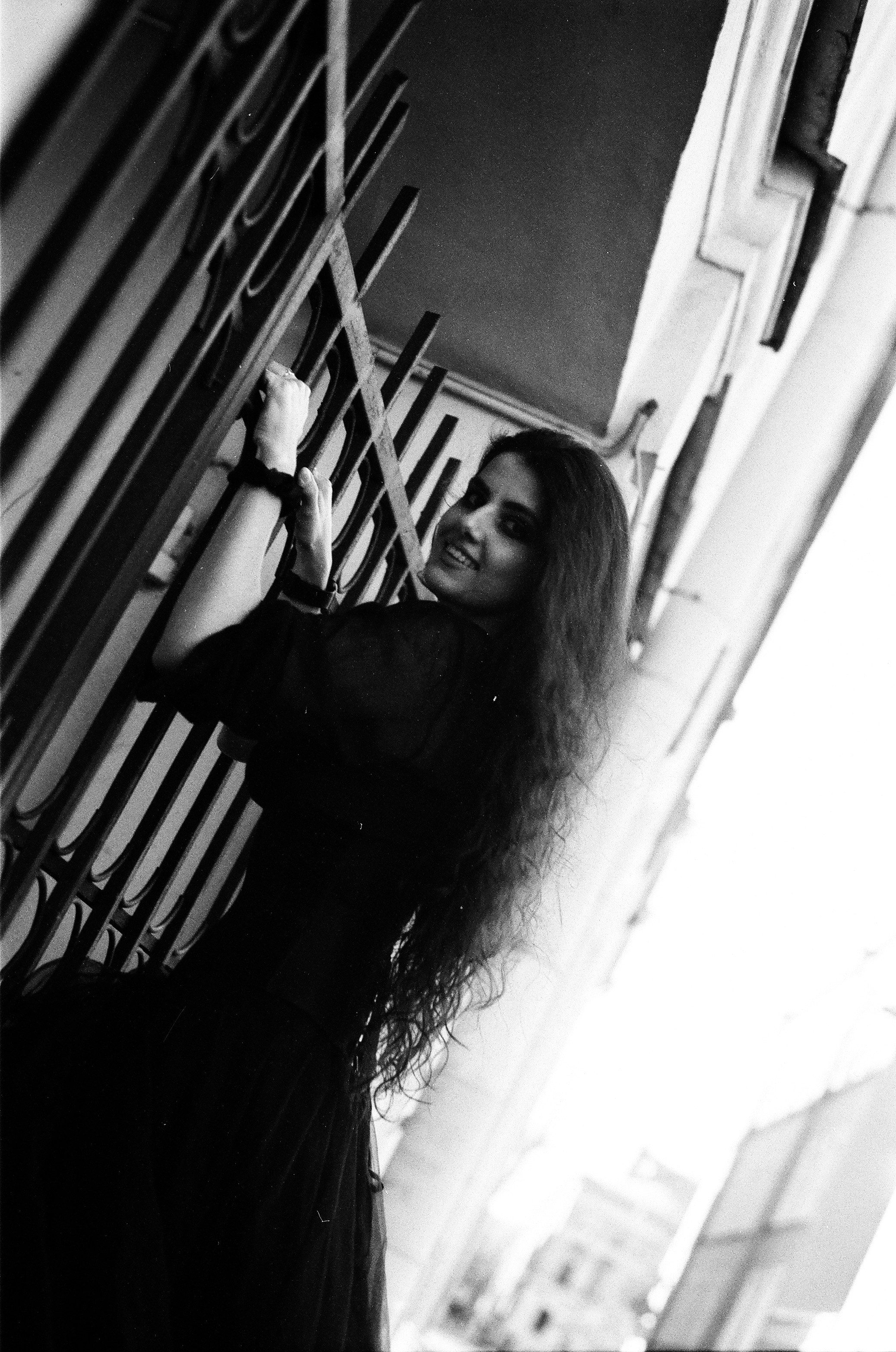 ПЛЁНОЧНАЯ ФОТОГРАФИЯ. Фотограф портретный архитектурный лавстори будуар Санкт-Петербург Виктор Иванов