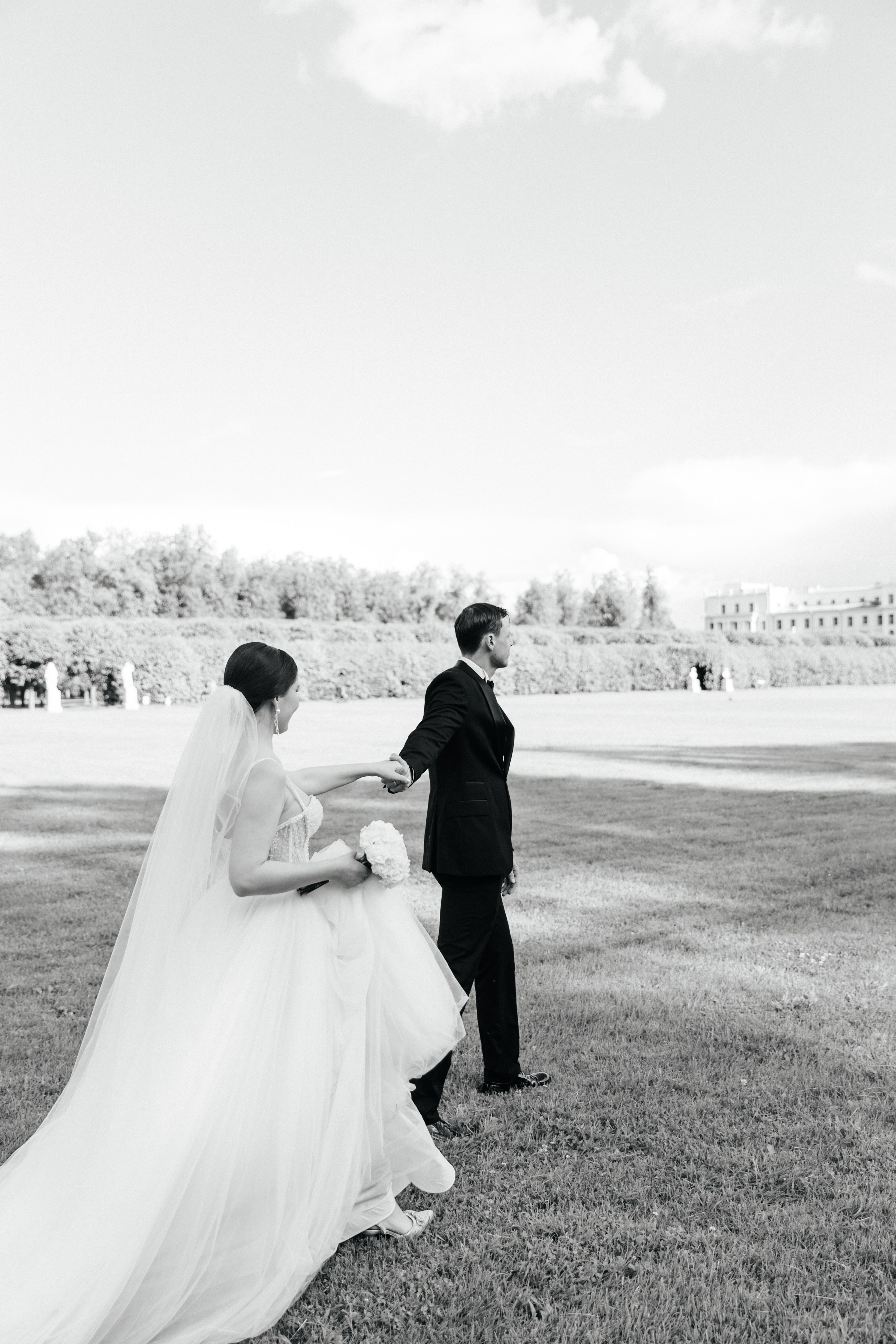 Свадебная фотосъемка росписи и свадебная фотосессия в Архангельском. Свадебный фотограф в Москве Полина Лелетко