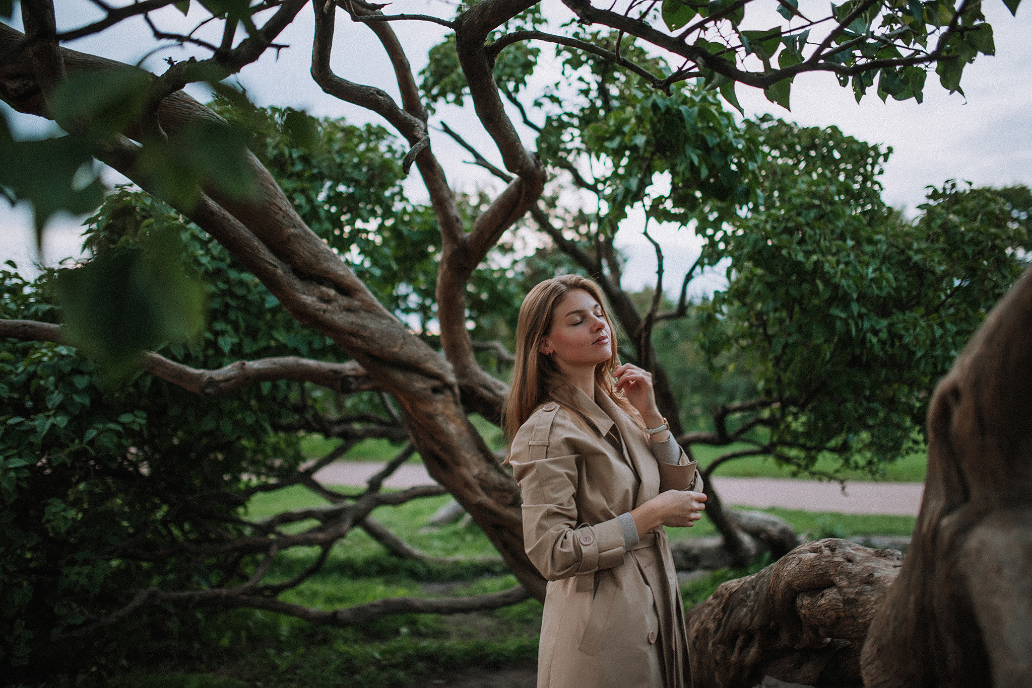 Ночная прогулка с Машей. Фотограф в Санкт-Петребурге и в Великих Луках Волченкова Екатерина