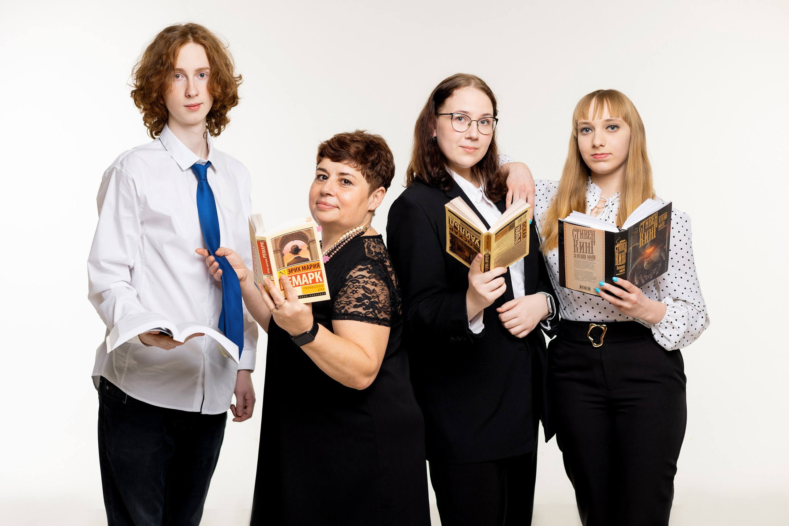 Зал Fashion. Выпускные альбомы. Школьный и семейный фотограф Виктория Игнатьева