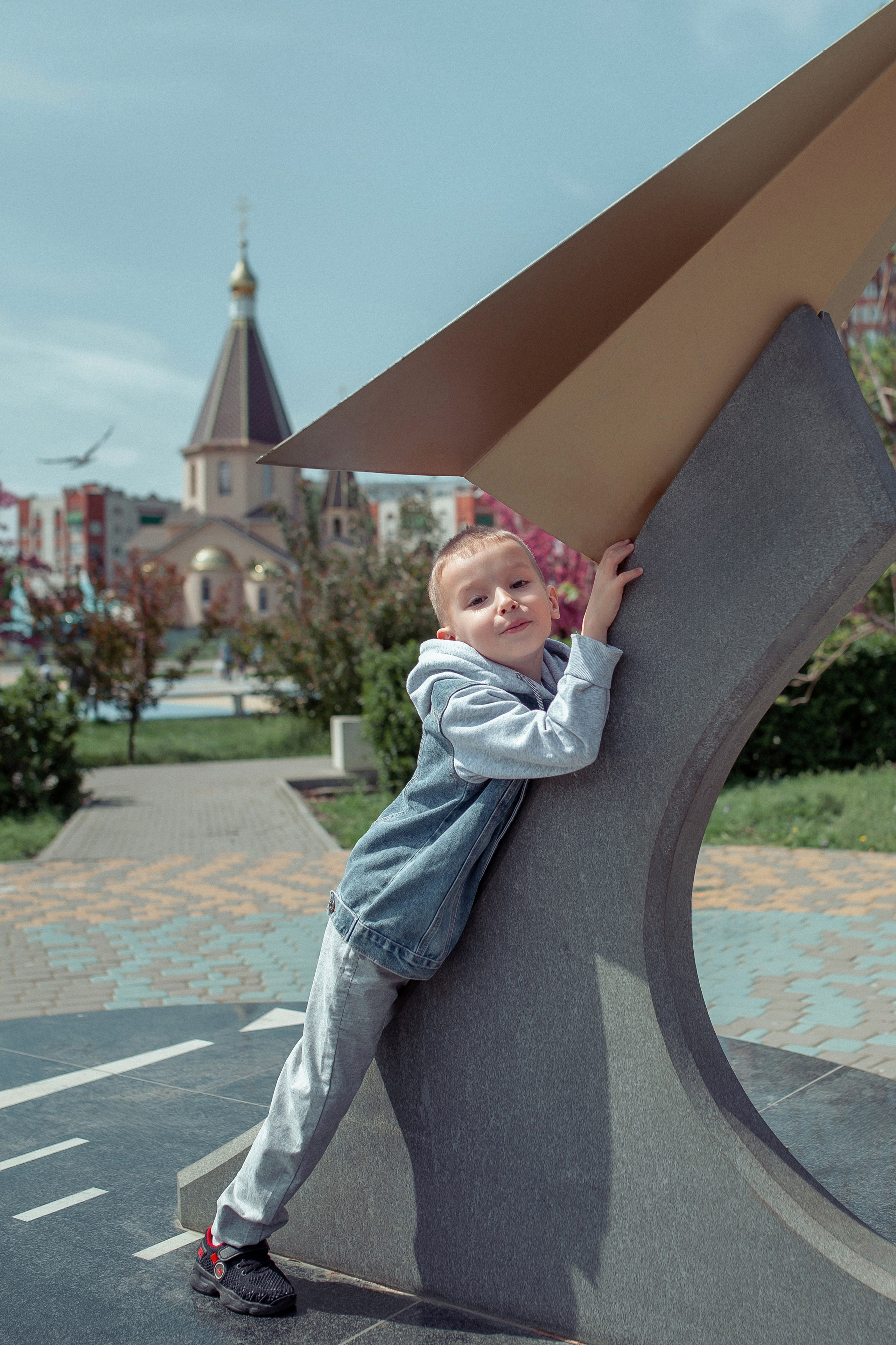 Семья Марии и Антона в весеннем цветении. Фотограф в Волгограде Норченко Светлана