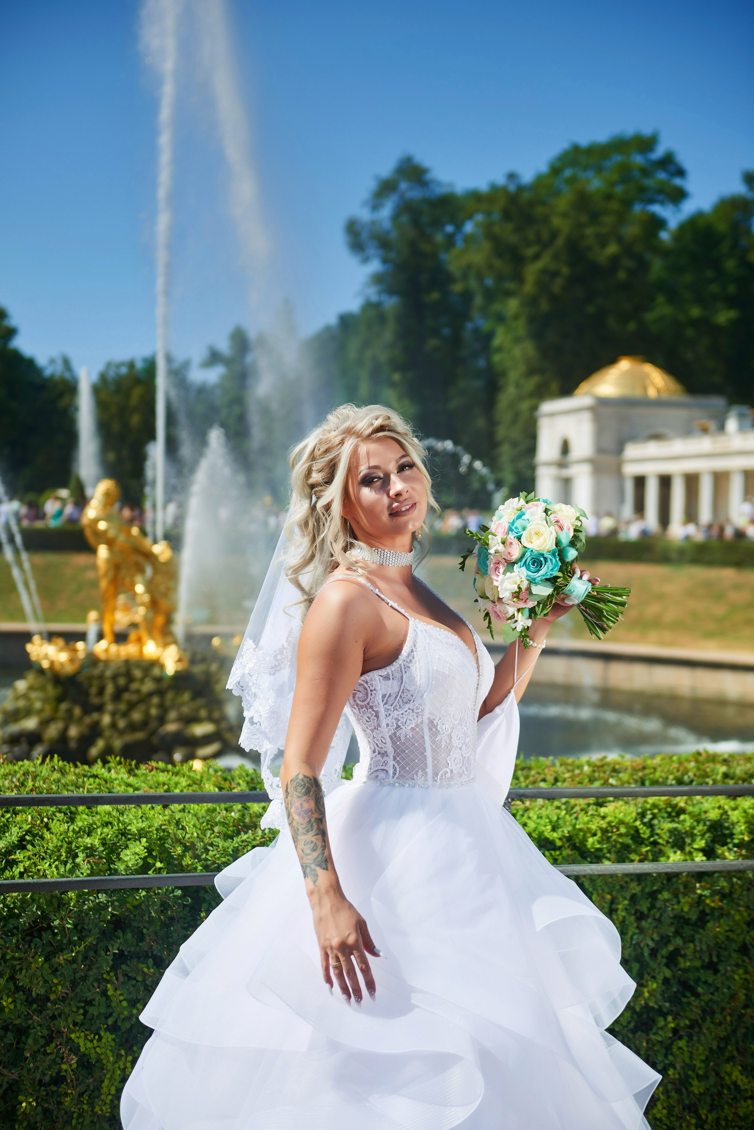 Свадебная прогулка в Петергофе. Портретный, семейный и свадебный фотограф в Санкт-Петербурге и в Пушкине Ширяев Денис