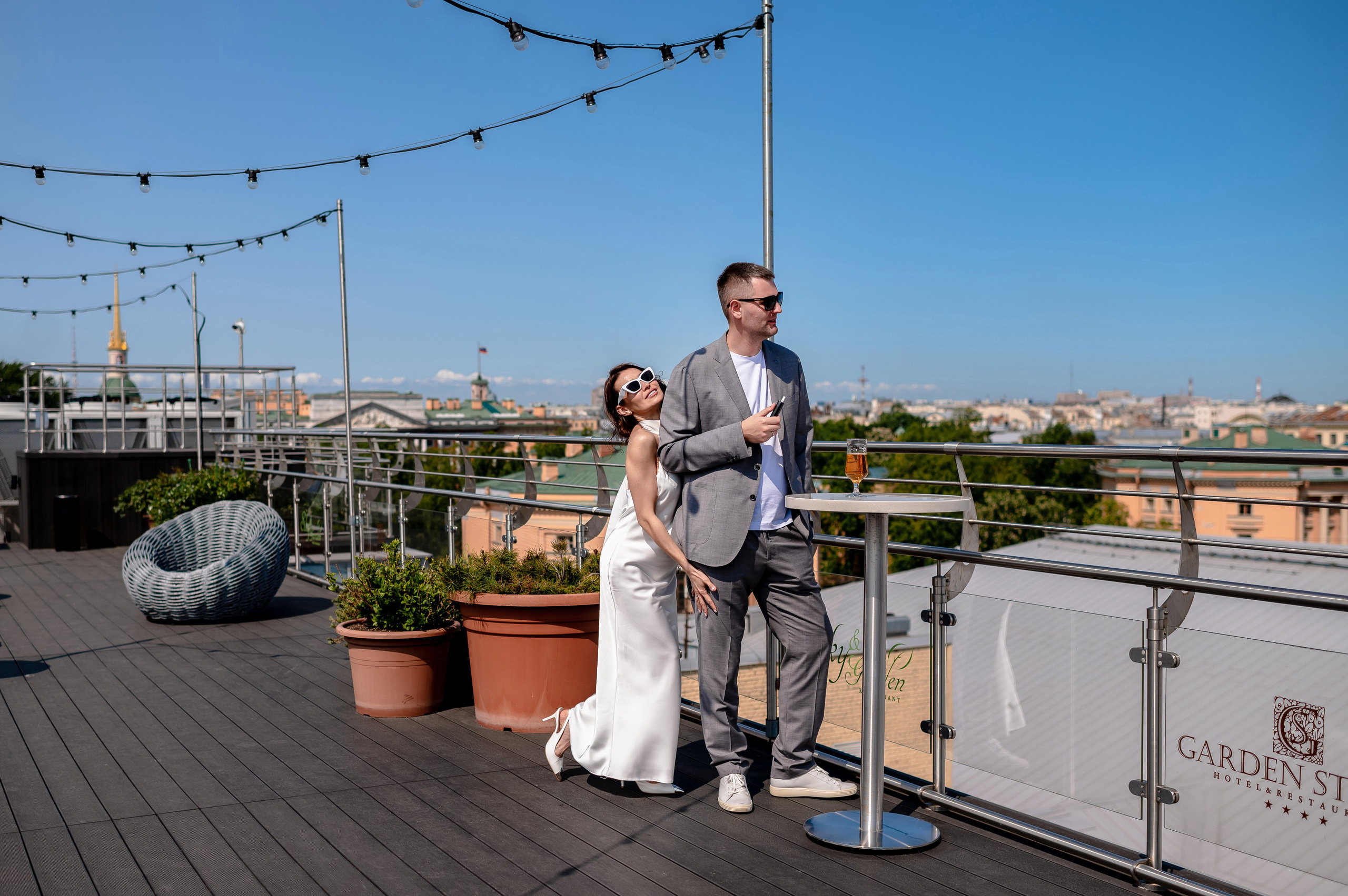 Алина и Алексей (прогулка на кабриолете, Академия Художеств, Екатерининский парк в Пушкине). Портретный, семейный и свадебный фотограф в Санкт-Петербурге и в Пушкине Ширяев Денис