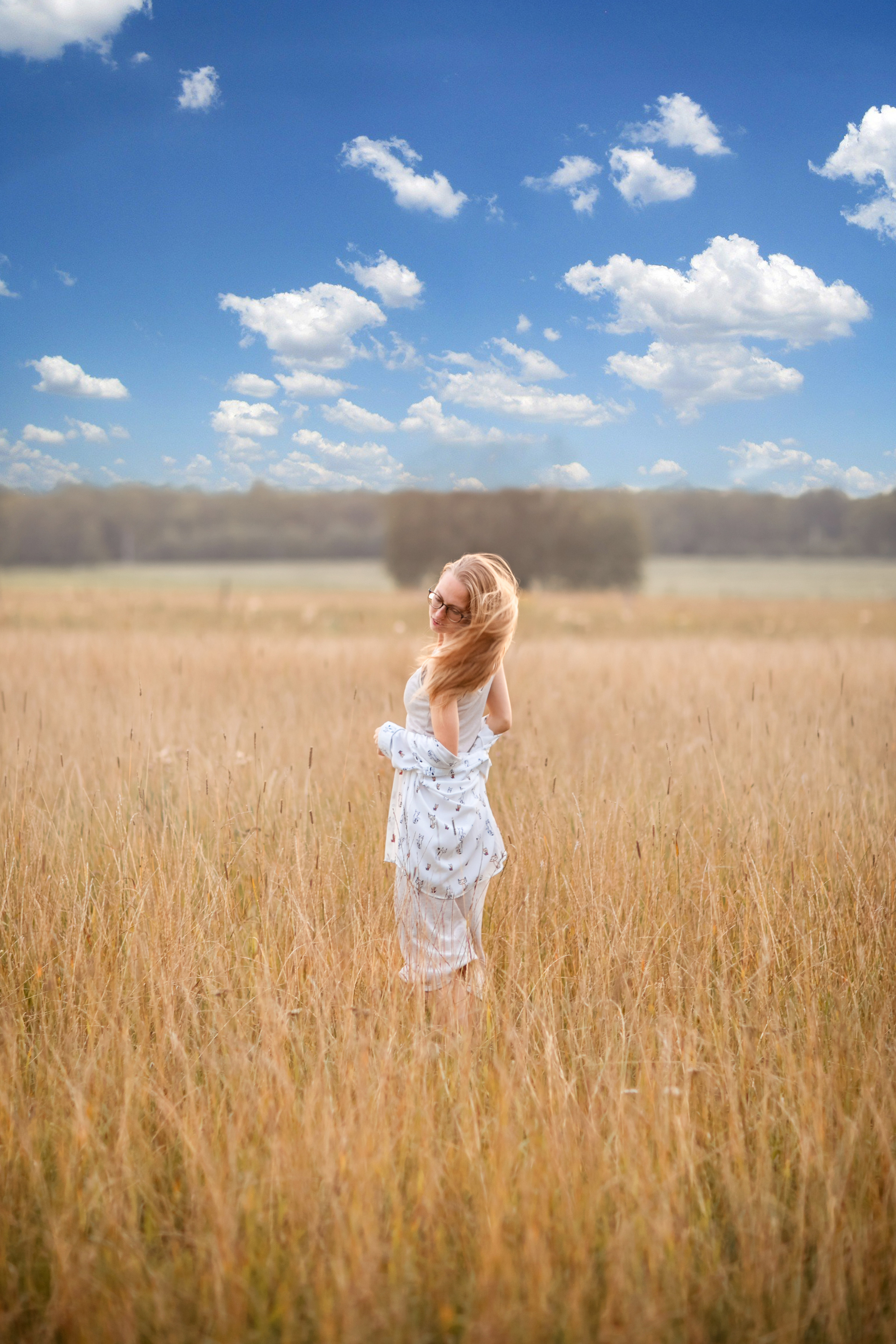 ЛЕТО. Дарья Бухреева — фотограф, видеограф и фототерапевт. Москва и мир
