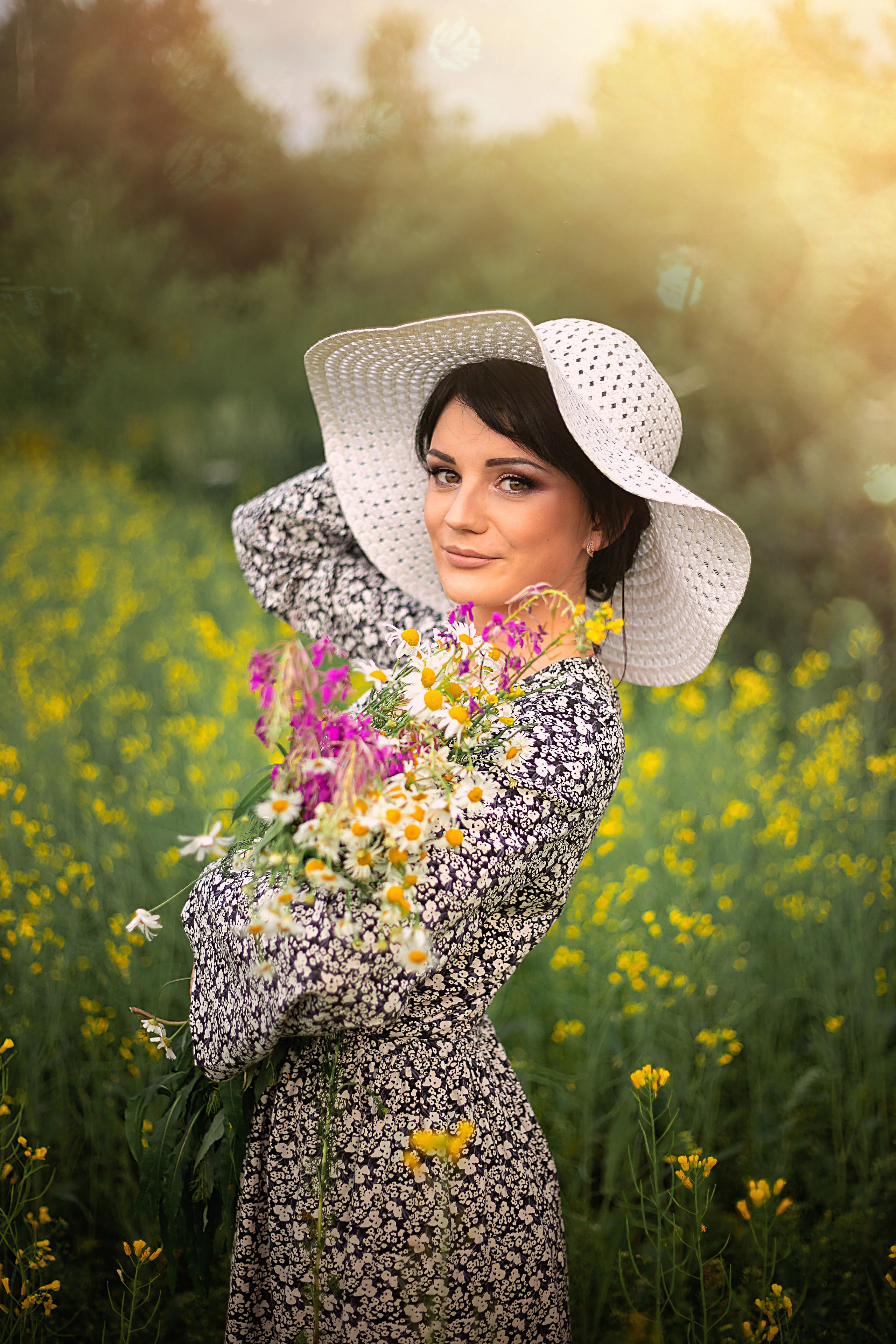 ЛЕТО. Дарья Бухреева — фотограф, видеограф и фототерапевт. Москва и мир