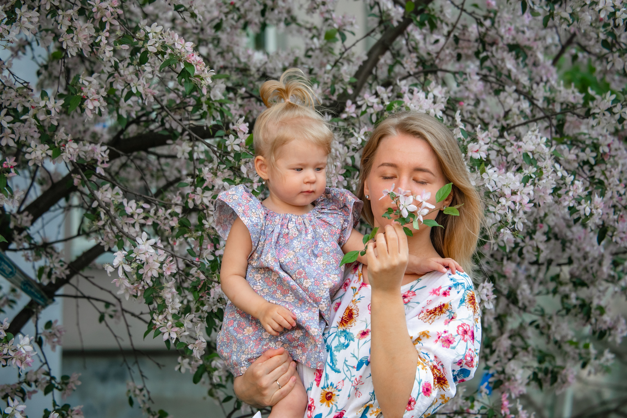 ВЕСНА. Дарья Бухреева — фотограф, видеограф и фототерапевт. Москва и мир